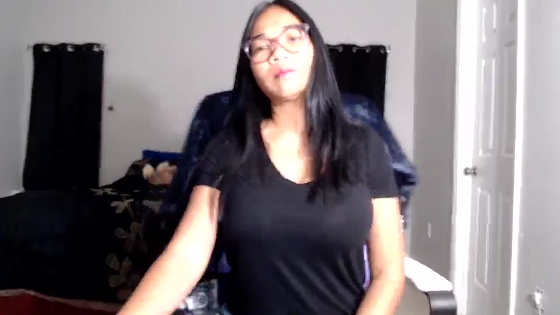 Gallery image thumbnail from Littlekai2025's myfreecams stream on, 01/07/2026, 01:44 image 5 of 20