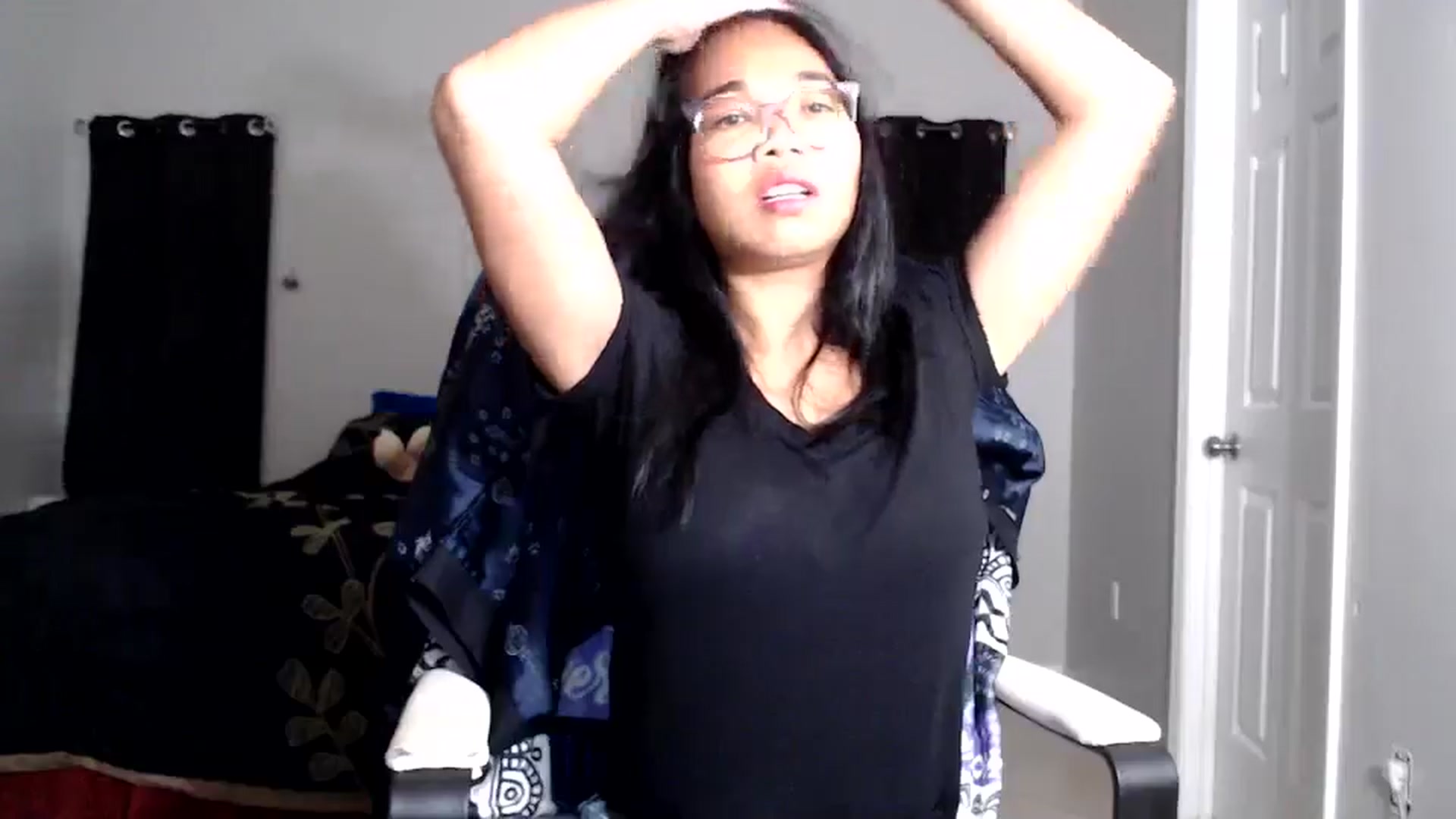 Gallery image thumbnail from Littlekai2025's myfreecams stream on, 01/07/2026, 01:44 image 6 of 20