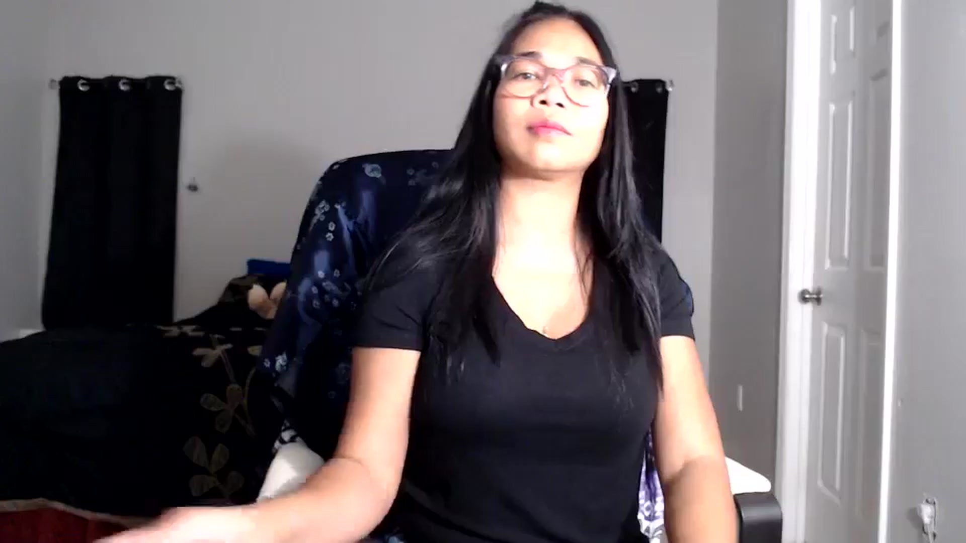 Gallery image thumbnail from Littlekai2025's myfreecams stream on, 01/07/2026, 01:44 image 7 of 20