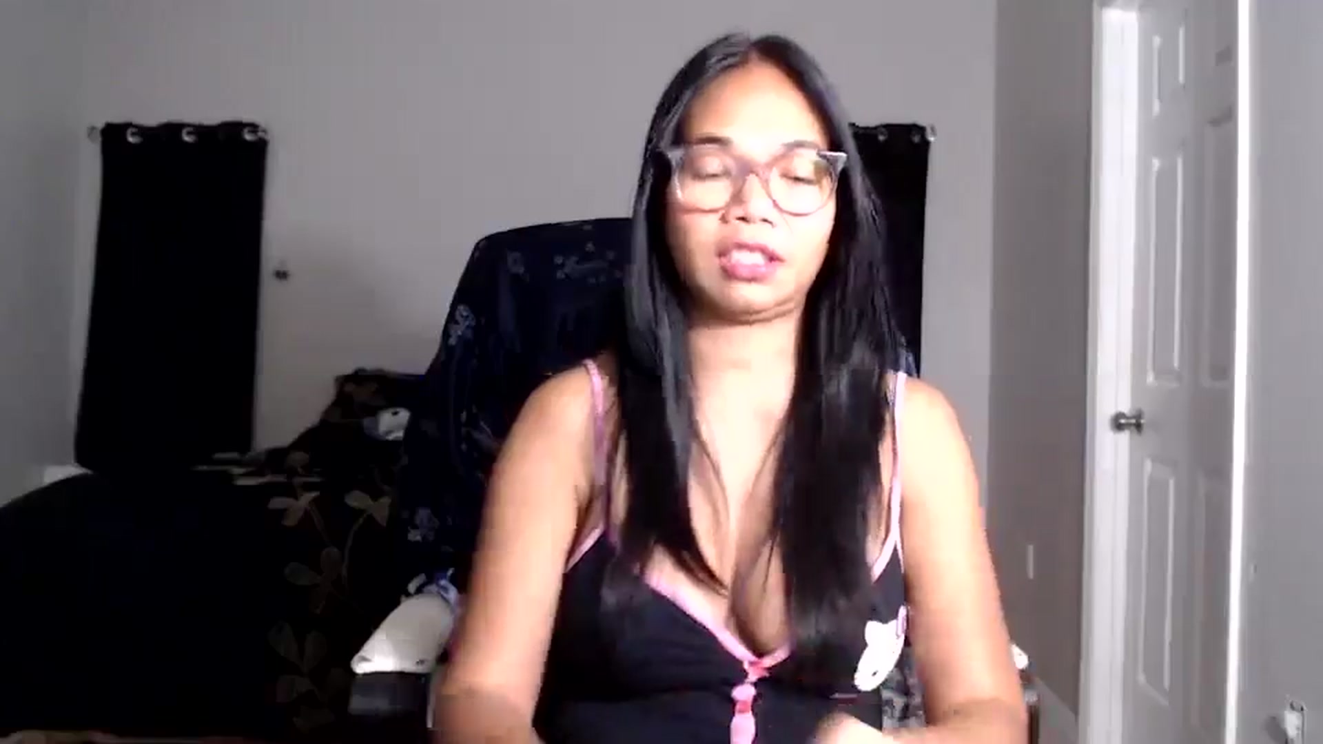 Gallery image thumbnail from Littlekai2030's myfreecams stream on, 01/09/2026, 24:47 image 15 of 20