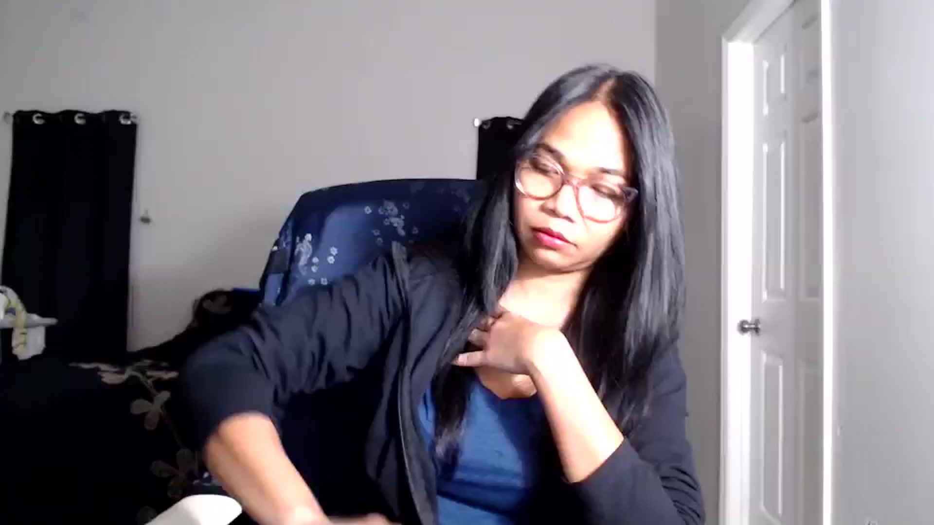 Gallery image thumbnail from Littlekai2030's myfreecams stream on, 01/27/2026, 04:10 image 1 of 20