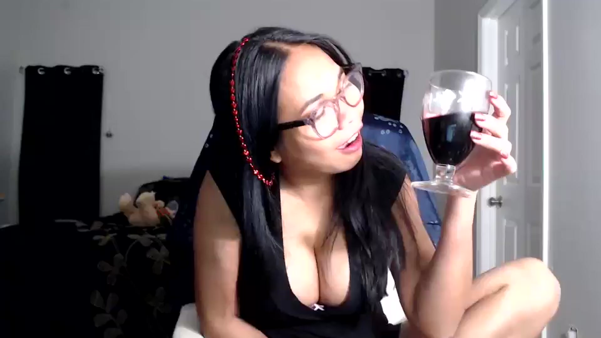 Gallery image thumbnail from Littlekai2030's myfreecams stream on, 02/01/2026, 02:59 image 10 of 20