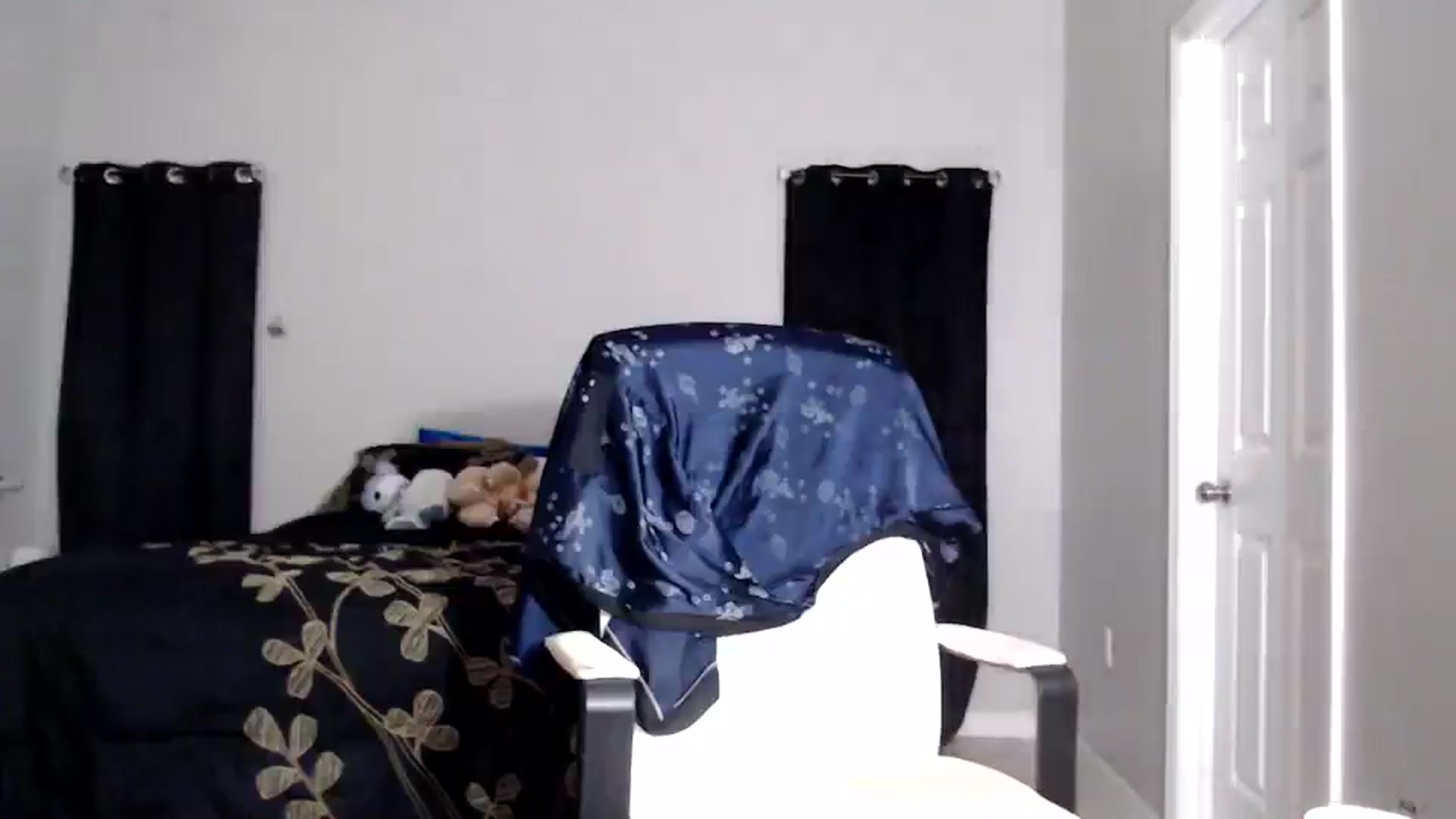 Gallery image thumbnail from Littlekai2030's myfreecams stream on, 02/02/2026, 03:07 image 19 of 20