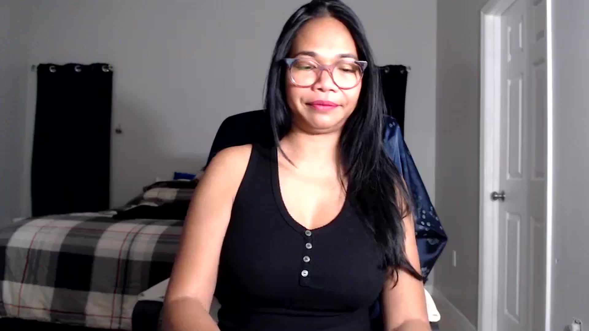 Gallery image thumbnail from Littlekai2030's myfreecams stream on, 02/06/2026, 05:30 image 13 of 20