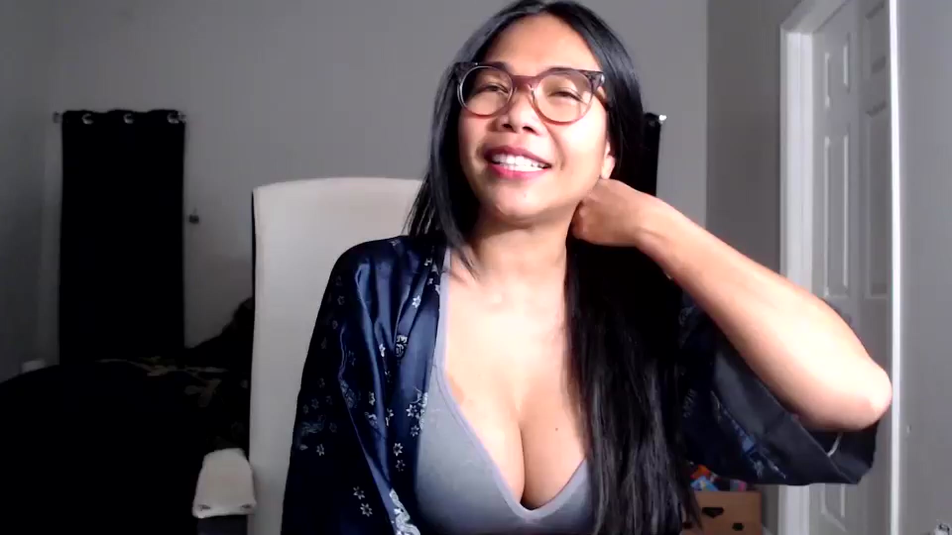 Gallery image thumbnail from Littlekai2030's myfreecams stream on, 02/12/2026, 02:10 image 14 of 20
