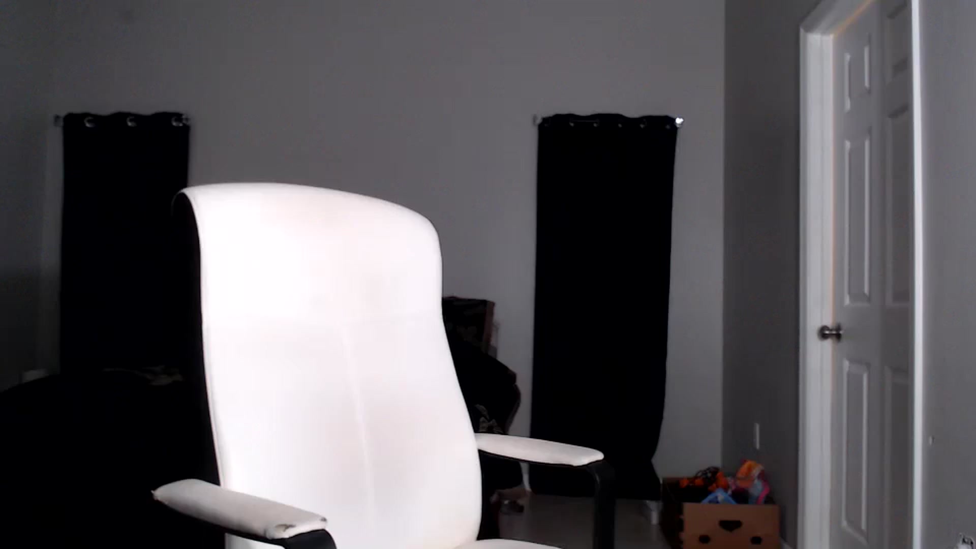 Gallery image thumbnail from Littlekai2030's myfreecams stream on, 02/12/2026, 02:10 image 16 of 20