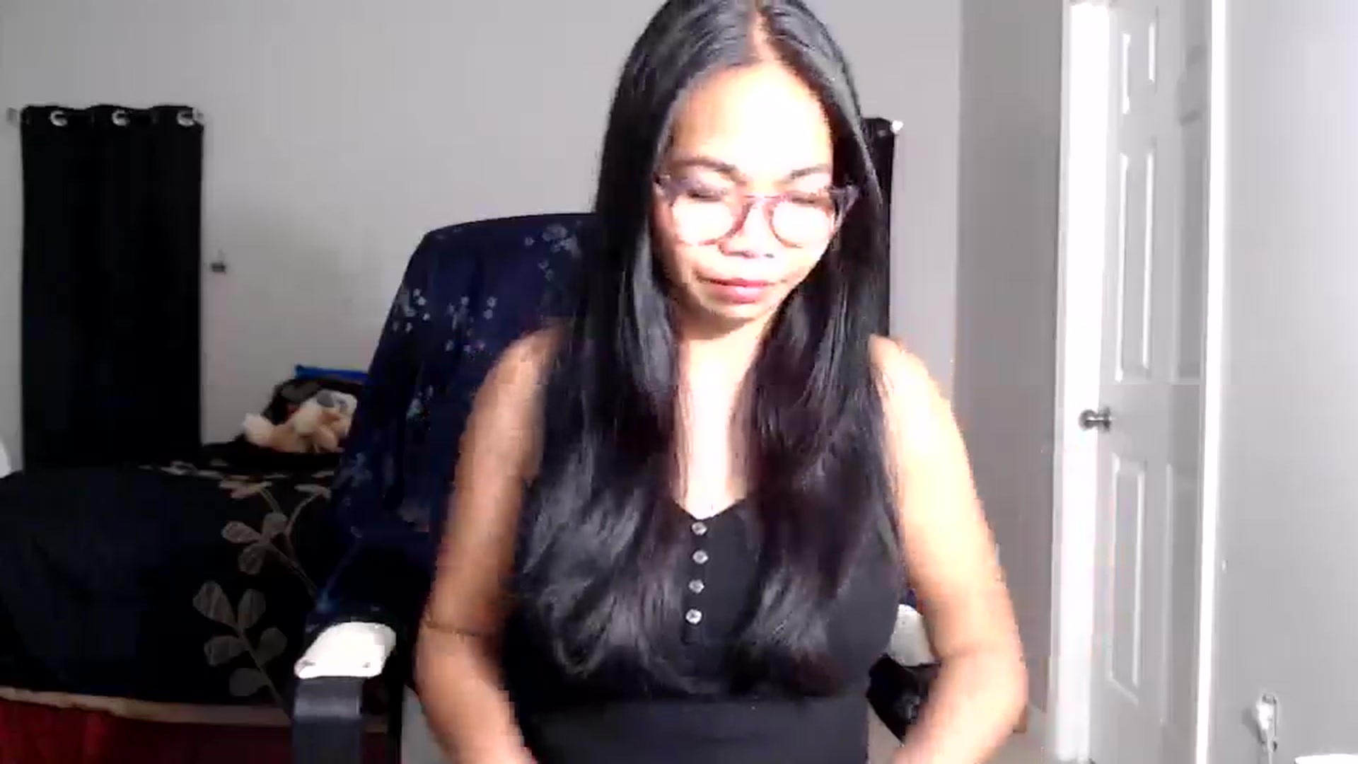 Gallery image thumbnail from Littlekai2030's myfreecams stream on, 02/16/2026, 02:19 image 15 of 20