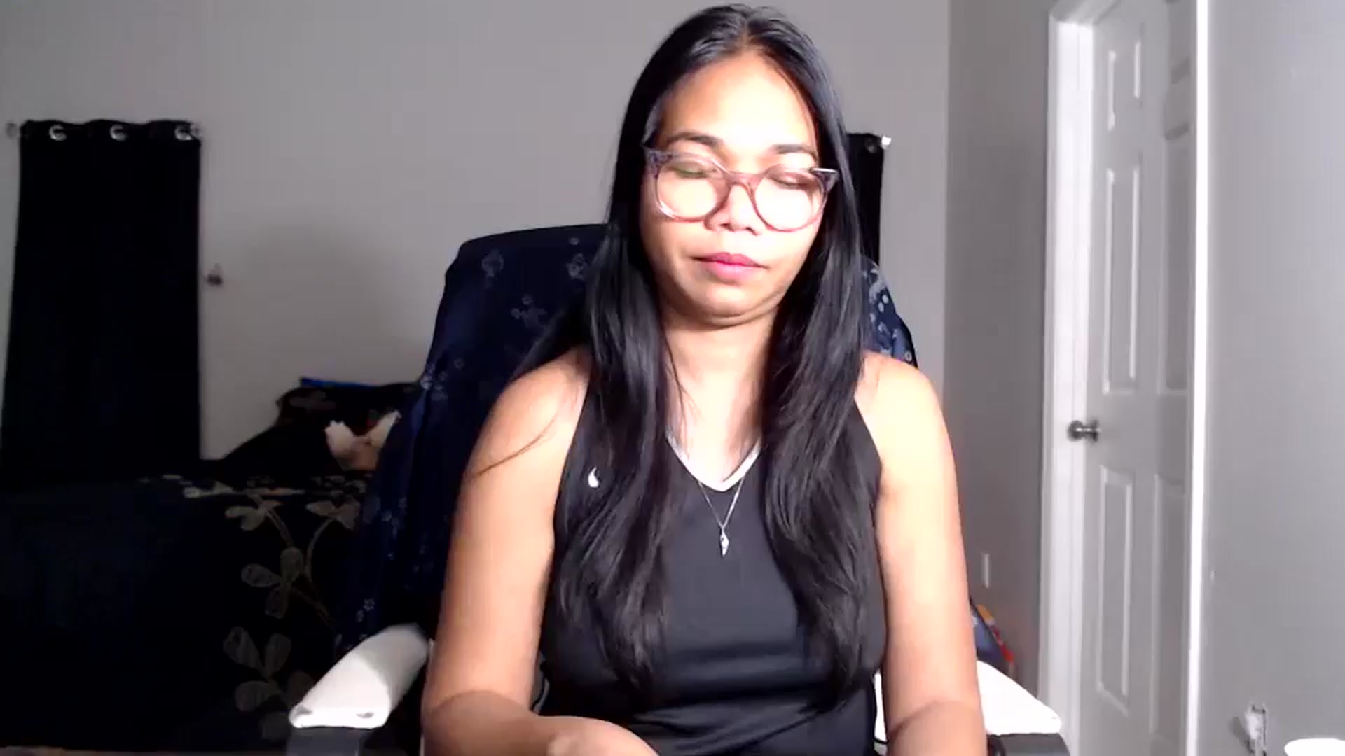 Gallery image thumbnail from Littlekai2030's myfreecams stream on, 02/18/2026, 03:41 image 16 of 20