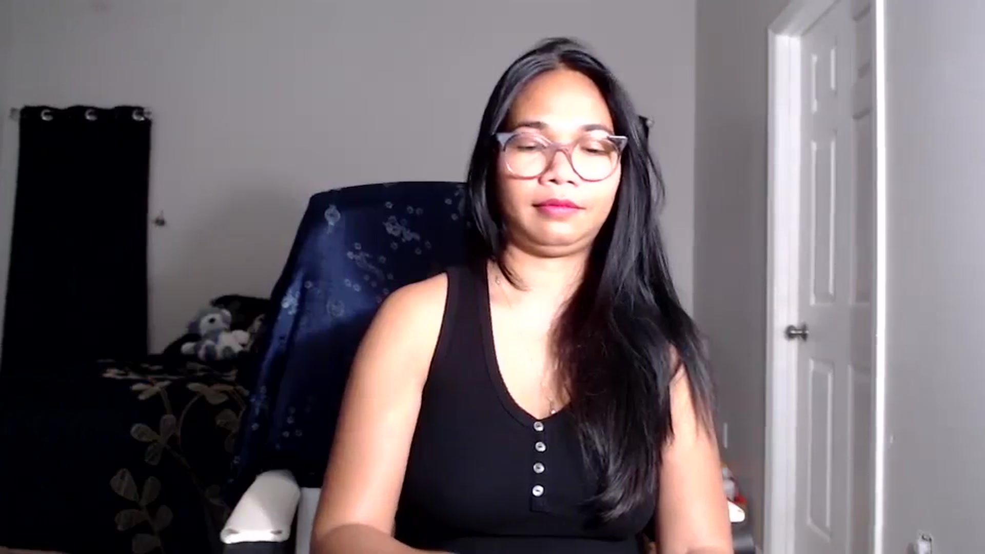Gallery image thumbnail from Littlekai2030's myfreecams stream on, 02/20/2026, 03:32 image 18 of 20