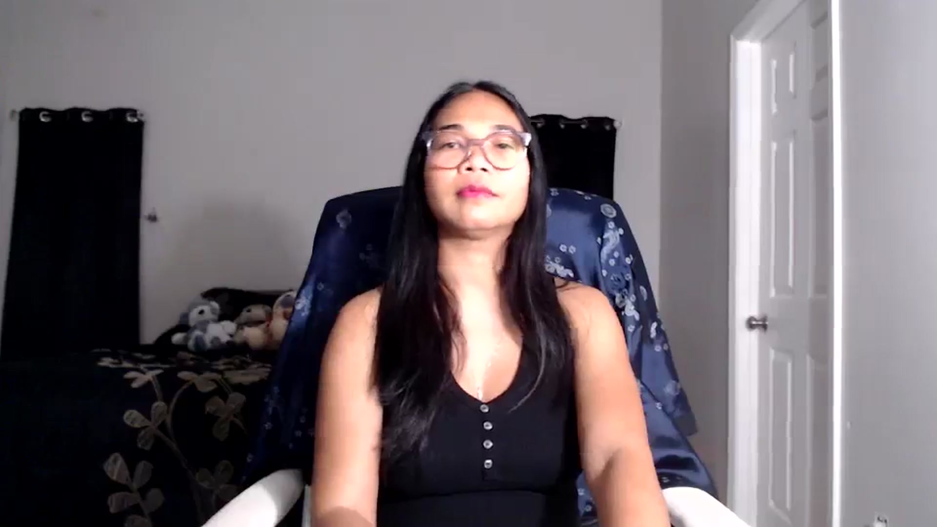 Gallery image thumbnail from Littlekai2030's myfreecams stream on, 02/20/2026, 03:32 image 6 of 20