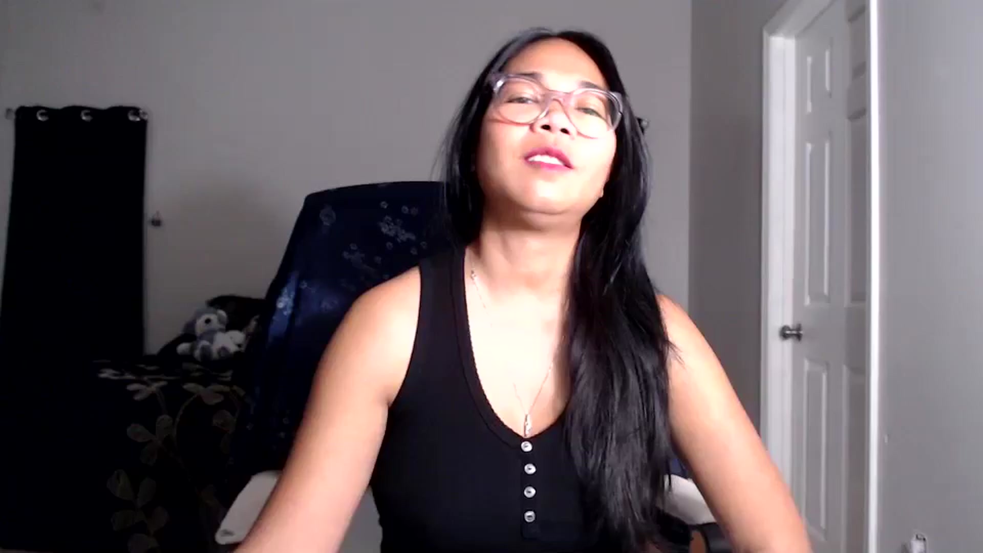 Gallery image thumbnail from Littlekai2030's myfreecams stream on, 02/20/2026, 03:32 image 17 of 20