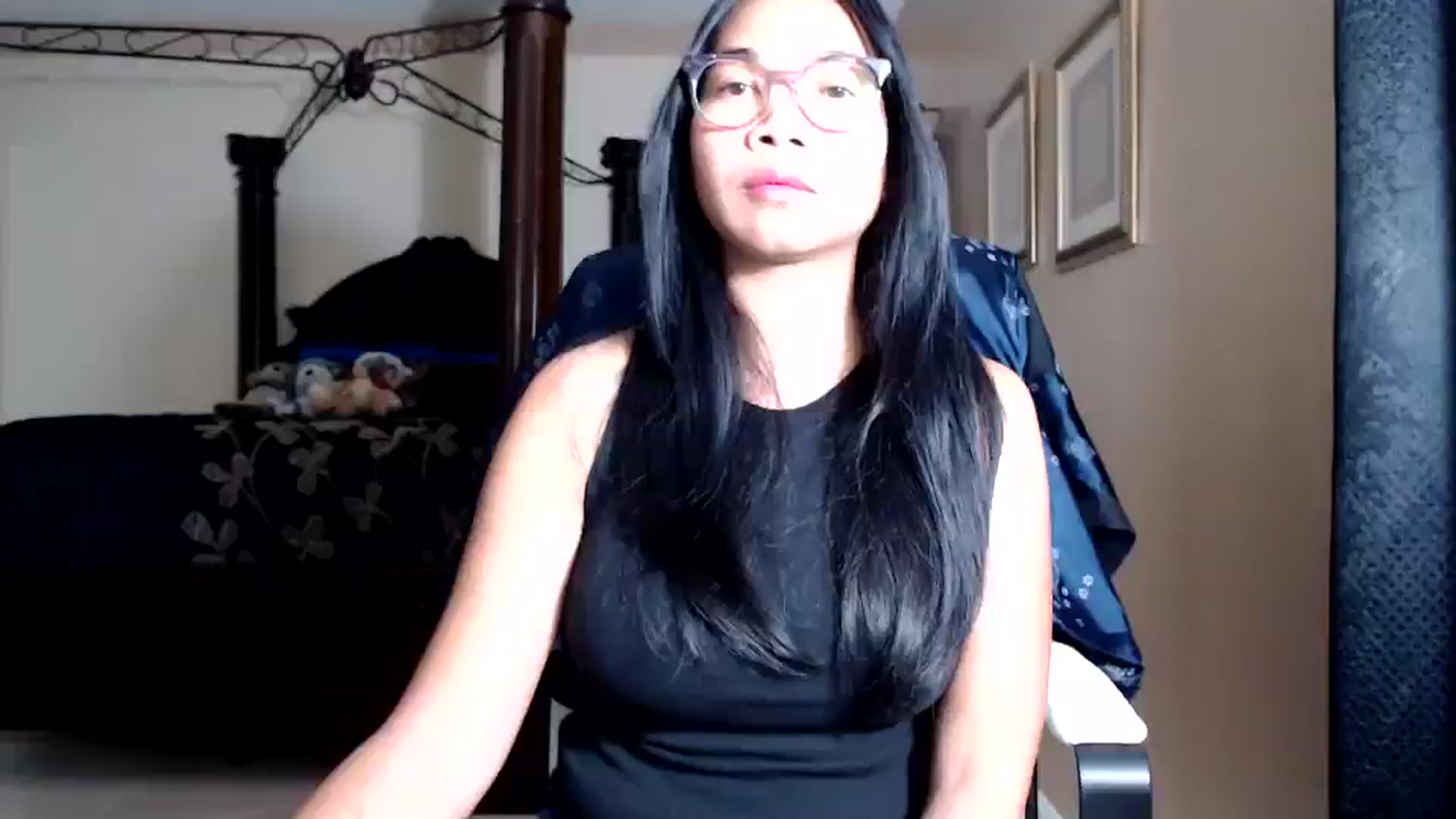 Gallery image thumbnail from Littlekai2030's myfreecams stream on, 02/25/2026, 04:10 image 1 of 20