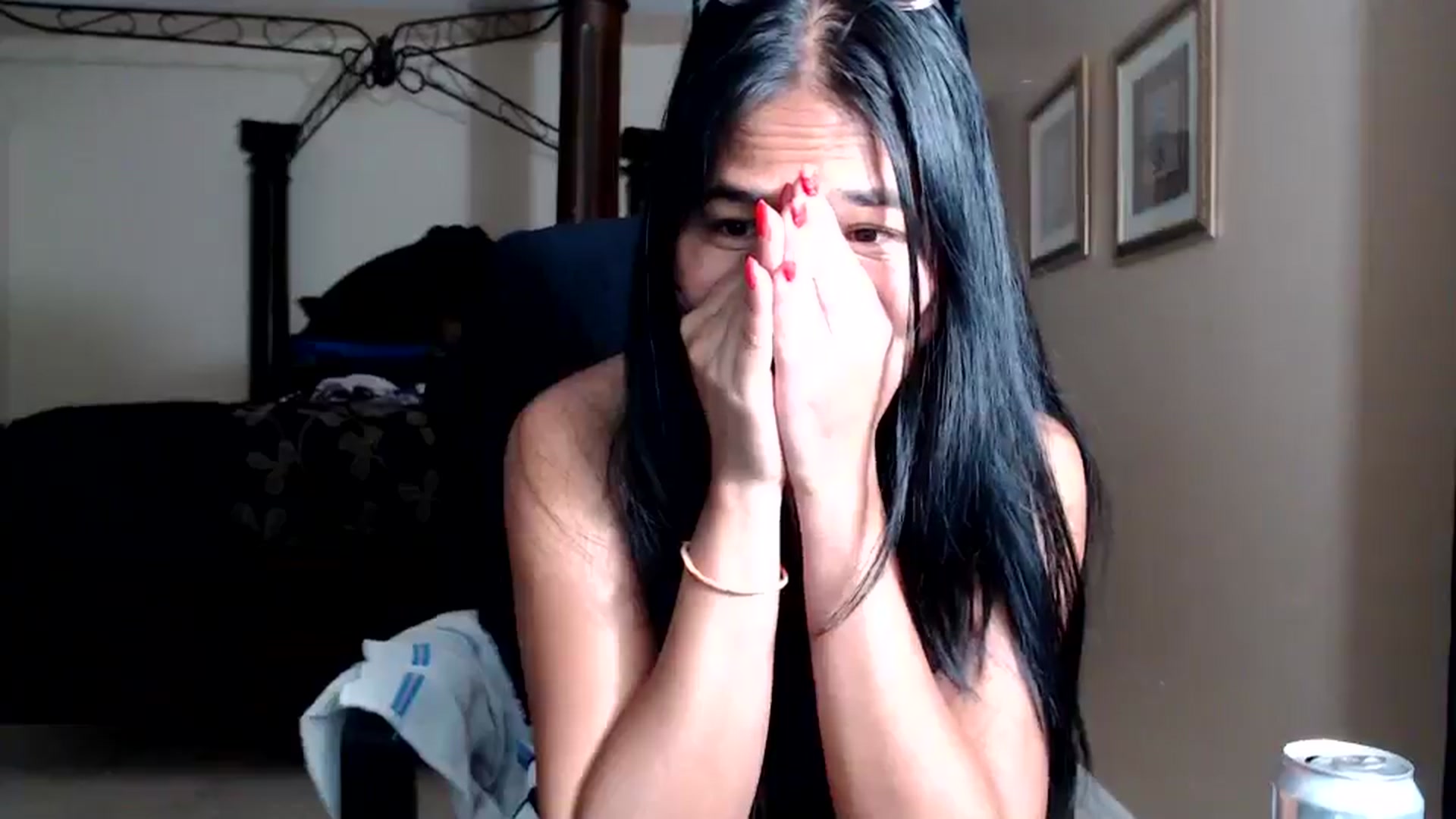 Gallery image thumbnail from Littlekai2030's myfreecams stream on, 03/09/2026, 02:52 image 12 of 20