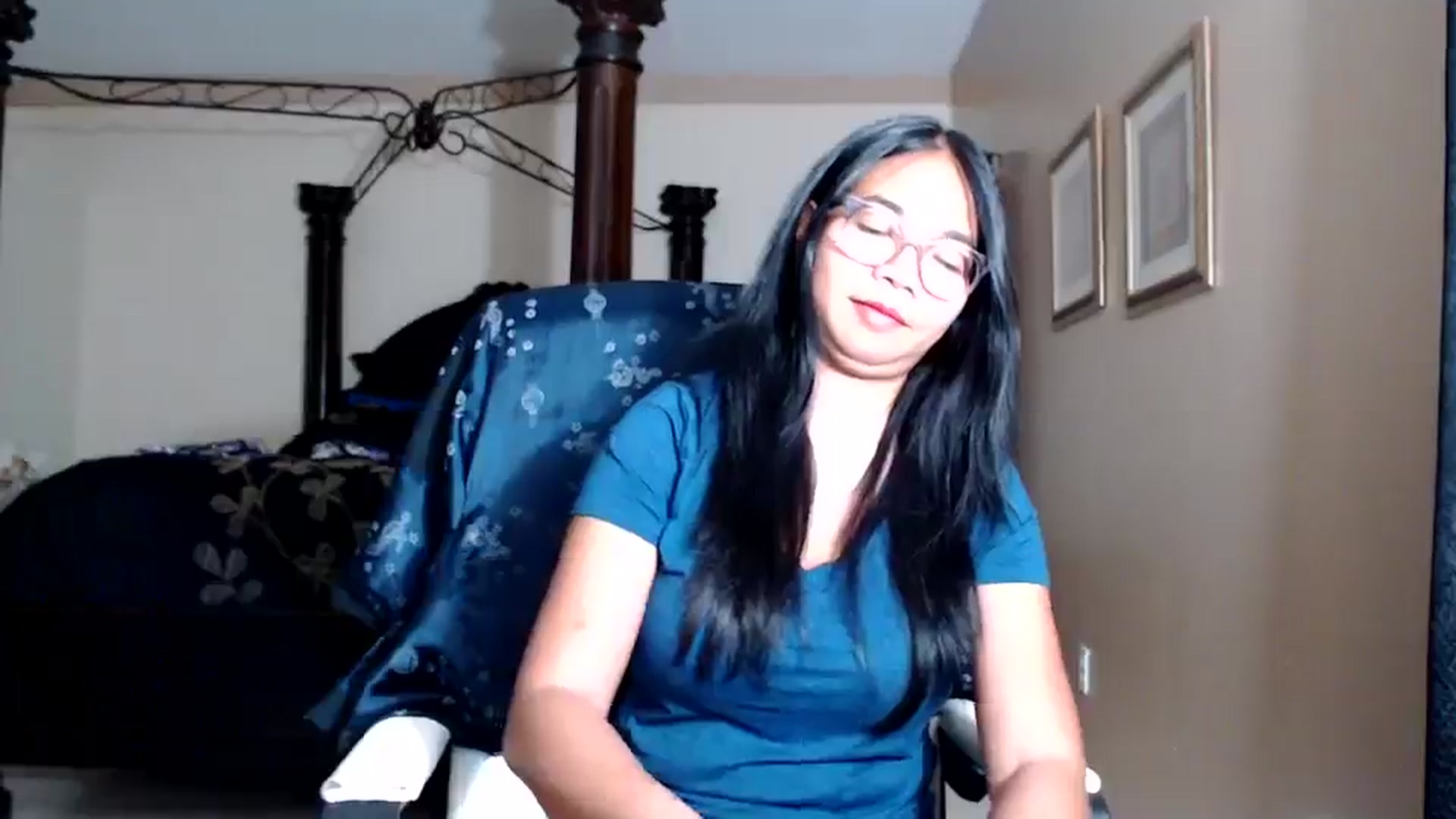 Gallery image thumbnail from Littlekai2030's myfreecams stream on, 03/11/2026, 03:22 image 8 of 20