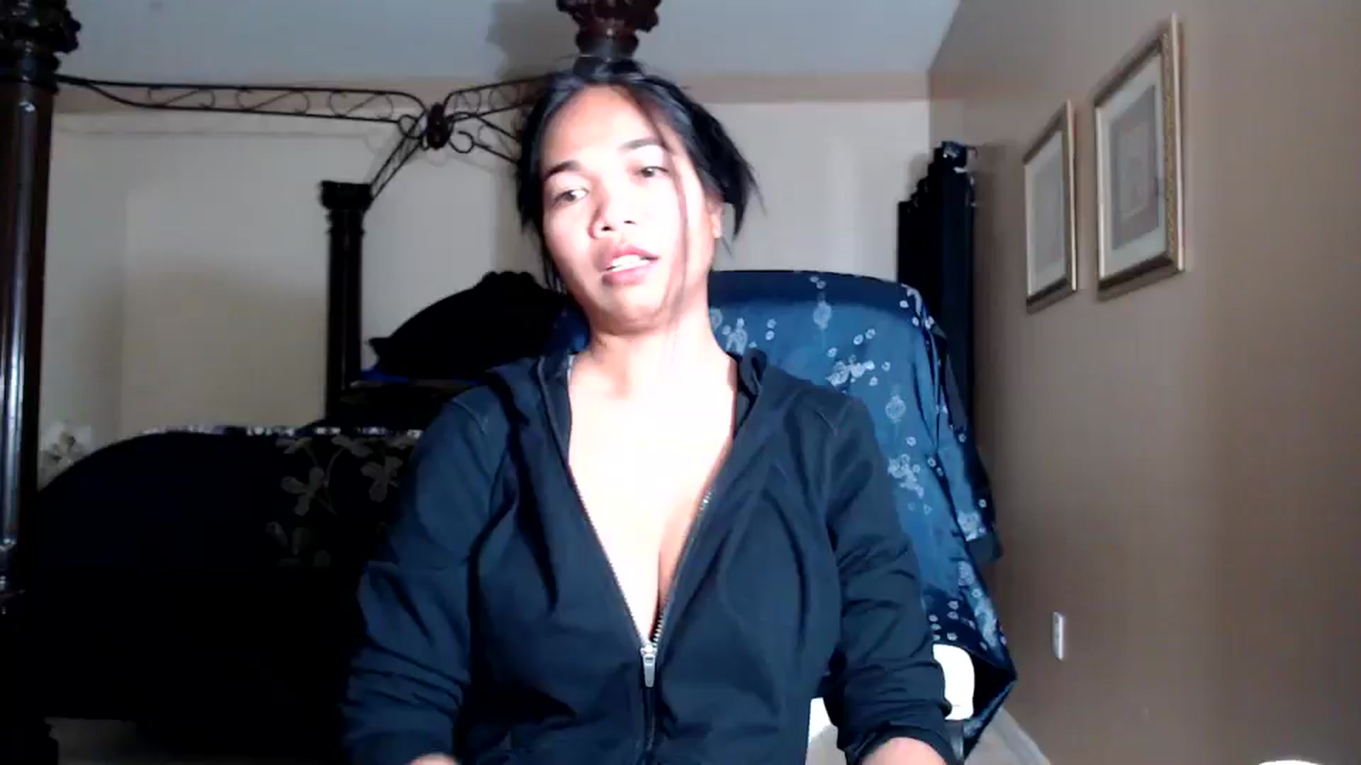 Gallery image thumbnail from Littlekai2030's myfreecams stream on, 03/12/2026, 03:14 image 18 of 20