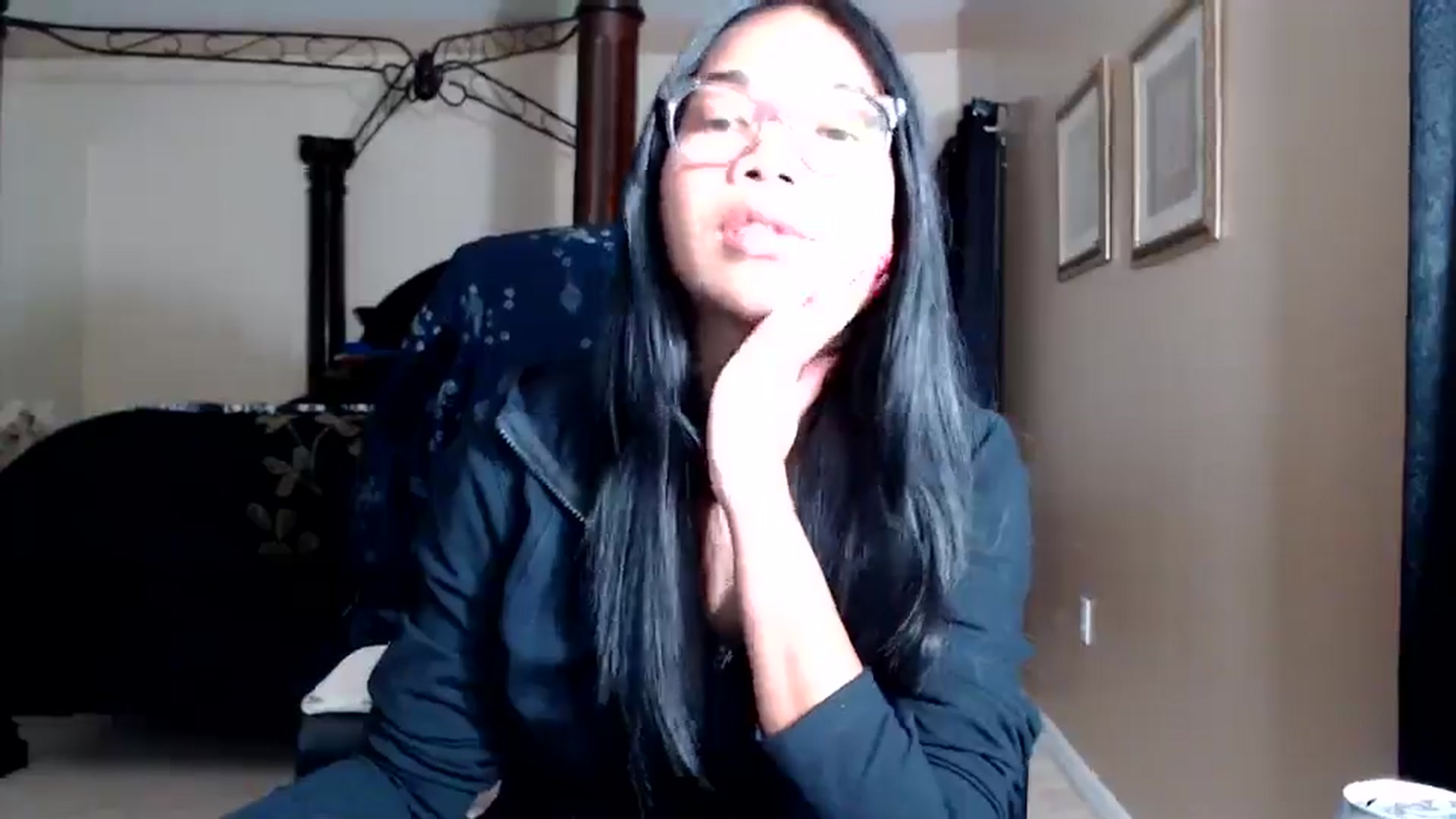 Gallery image thumbnail from Littlekai2030's myfreecams stream on, 03/12/2026, 03:14 image 6 of 20