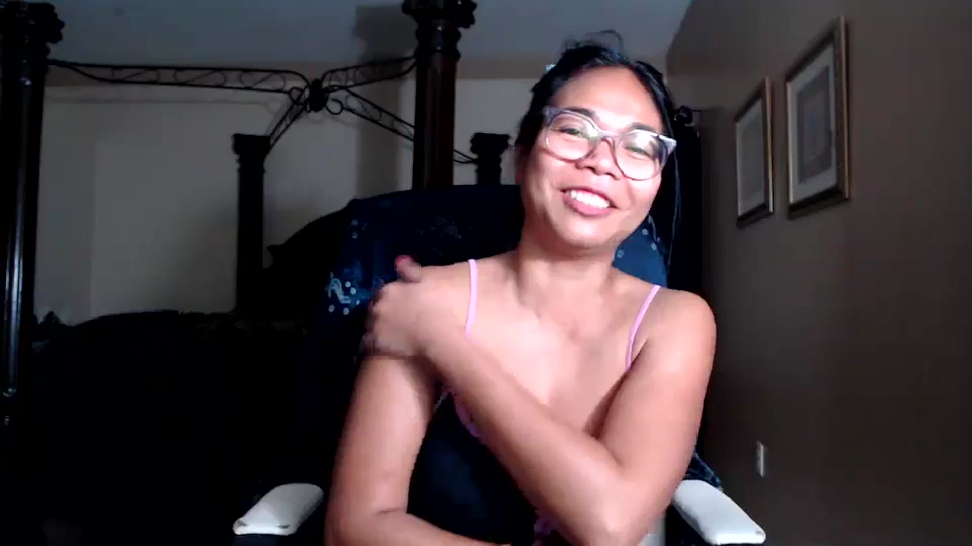 Gallery image thumbnail from Littlekai2030's myfreecams stream on, 03/13/2026, 03:17 image 19 of 20