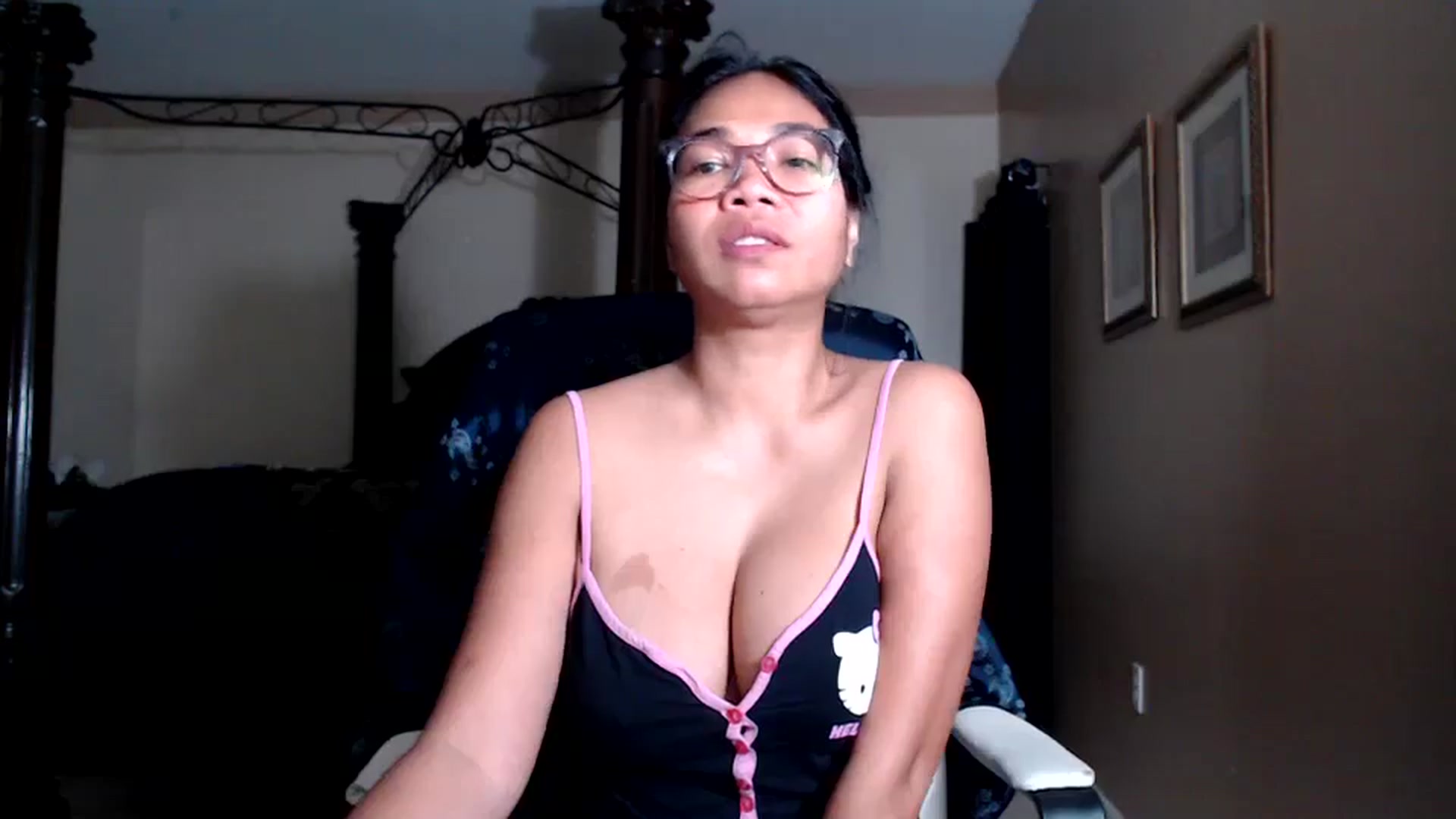 Gallery image thumbnail from Littlekai2030's myfreecams stream on, 03/13/2026, 03:17 image 15 of 20