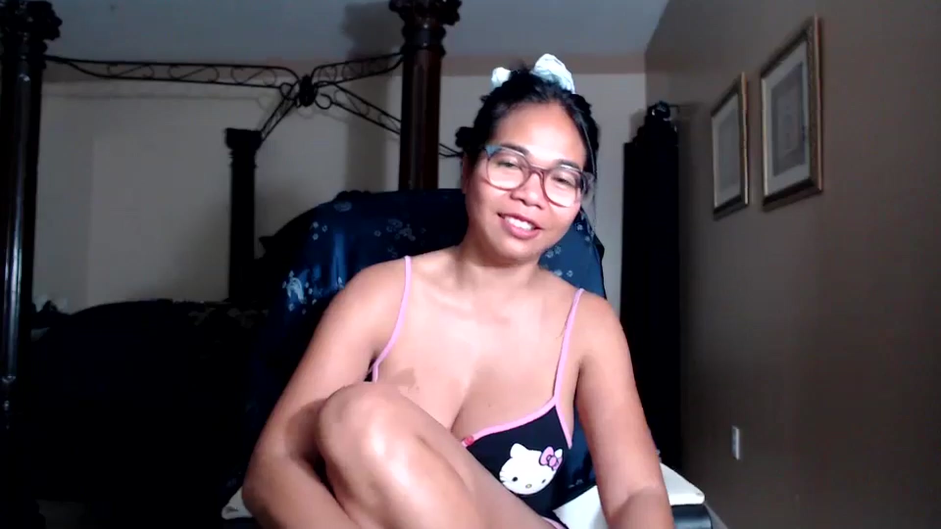 Gallery image thumbnail from Littlekai2030's myfreecams stream on, 03/13/2026, 03:17 image 13 of 20