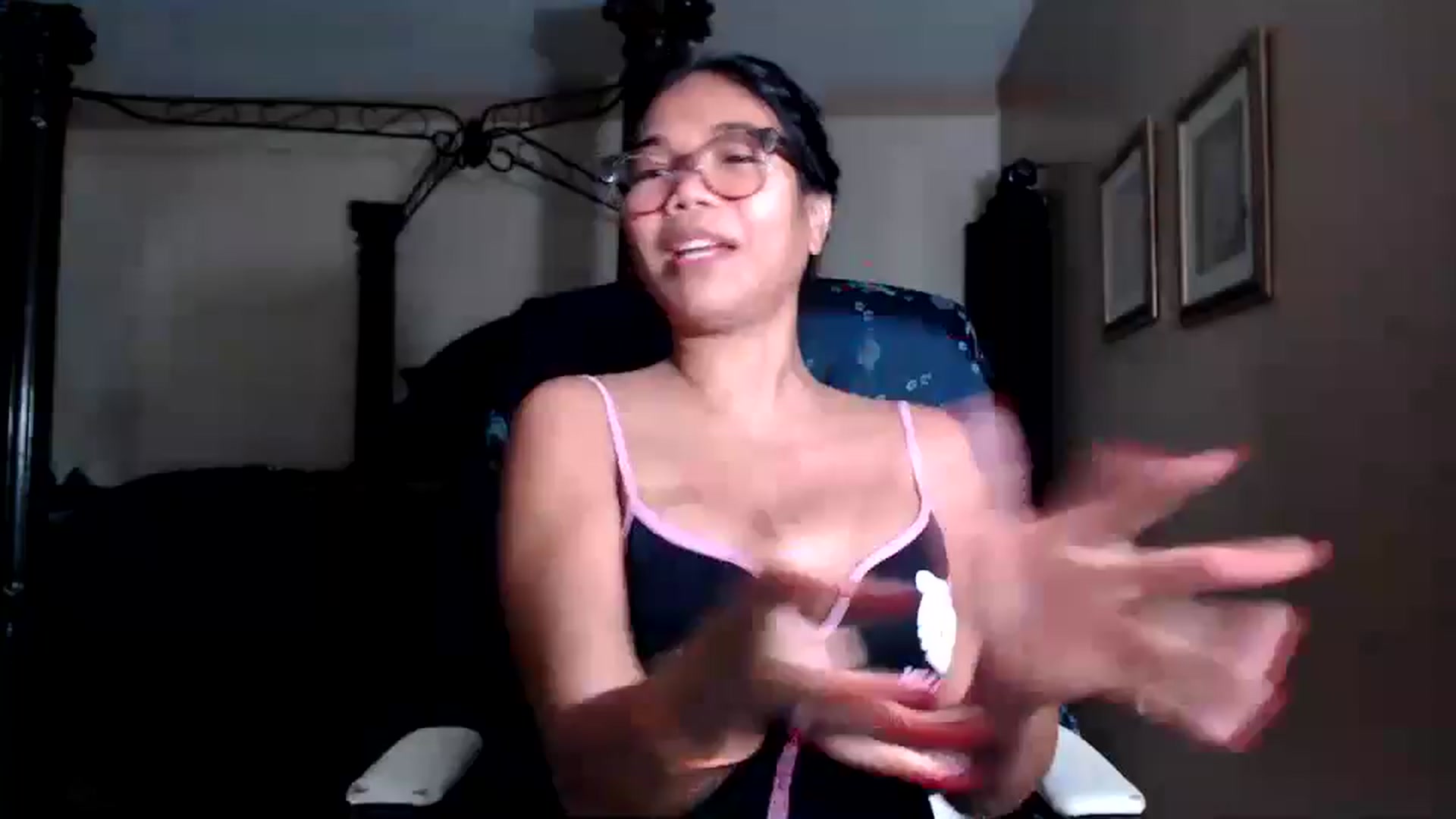 Gallery image thumbnail from Littlekai2030's myfreecams stream on, 03/13/2026, 03:17 image 18 of 20