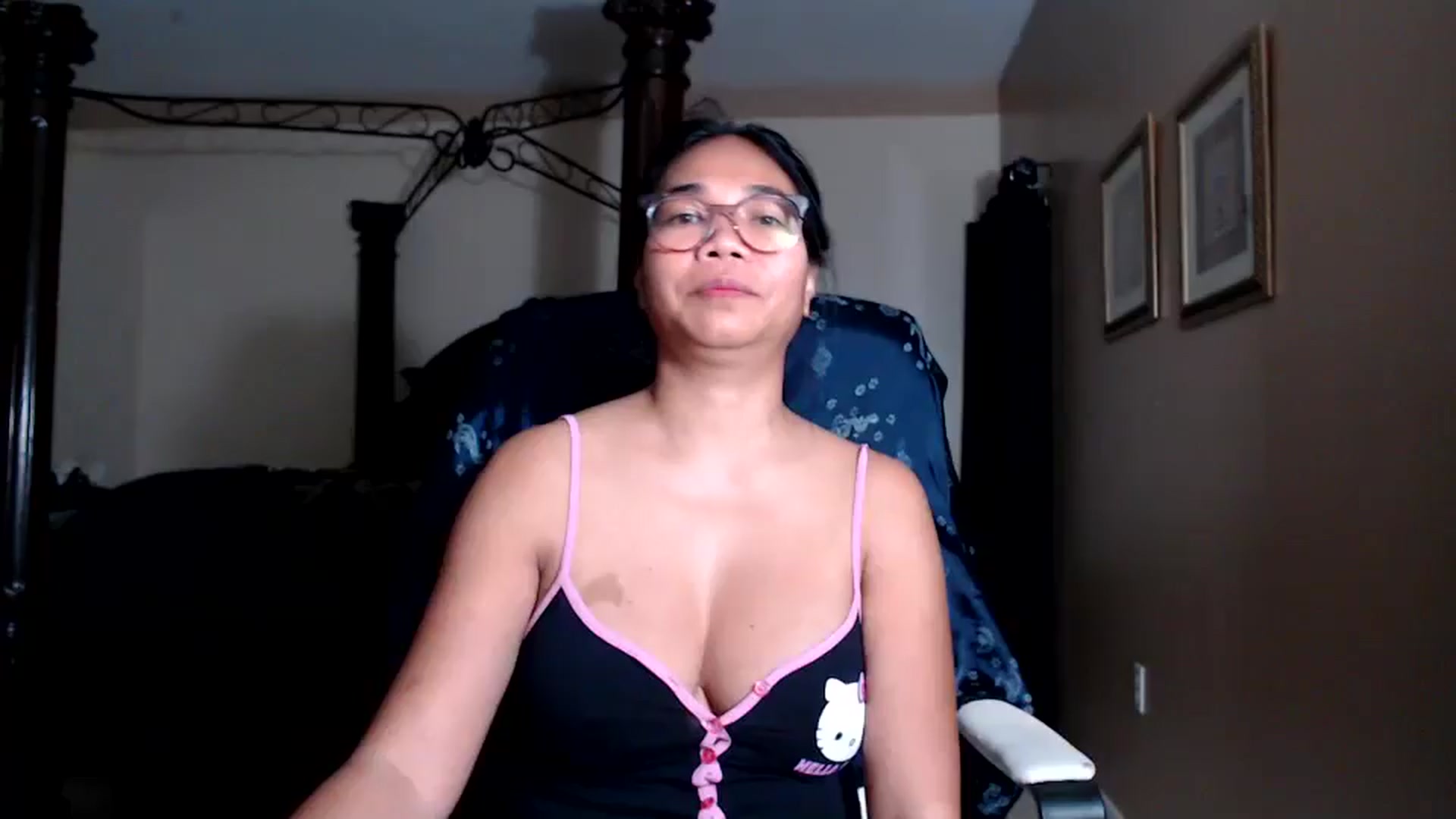 Gallery image thumbnail from Littlekai2030's myfreecams stream on, 03/13/2026, 03:17 image 9 of 20