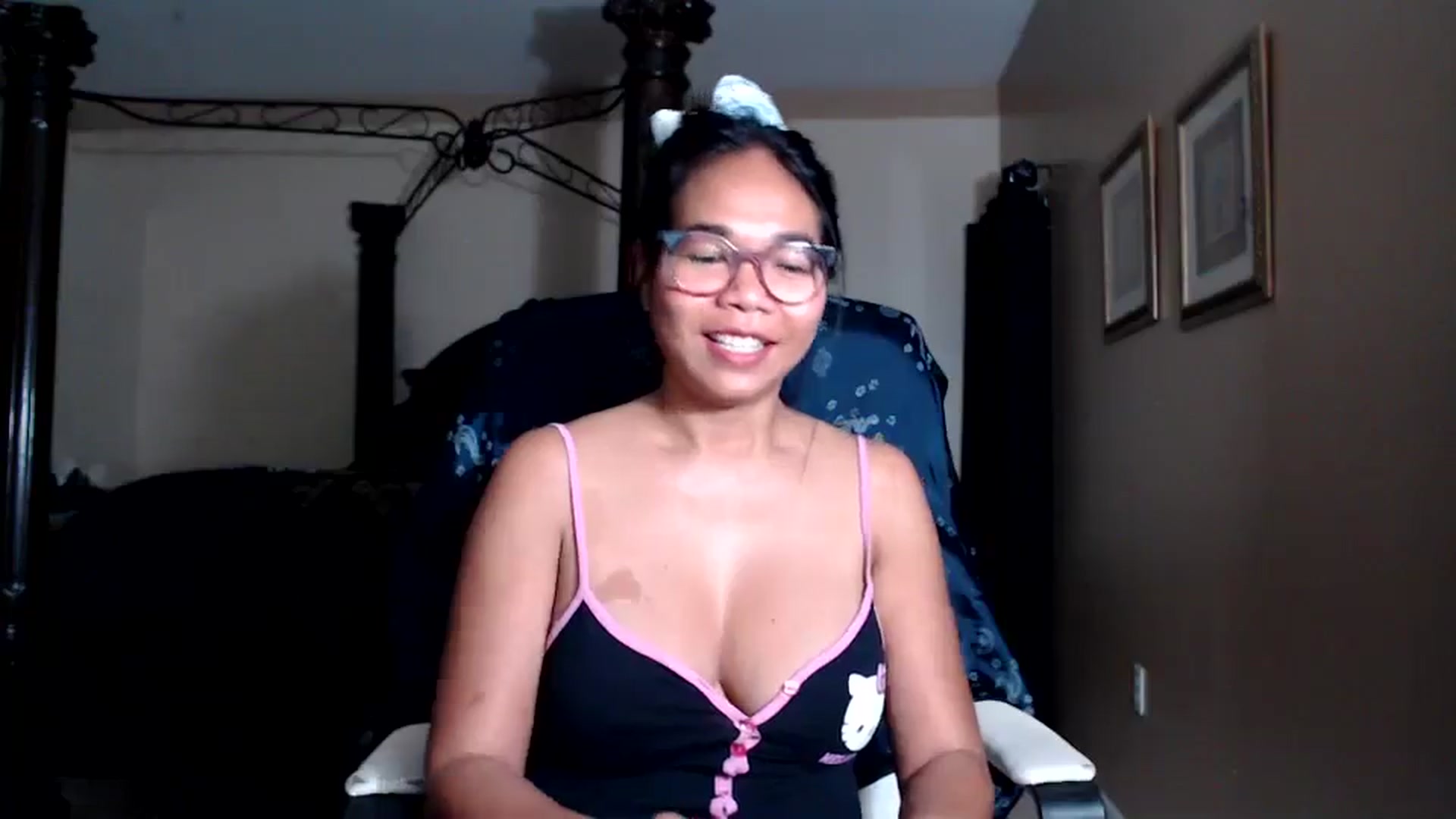 Gallery image thumbnail from Littlekai2030's myfreecams stream on, 03/13/2026, 03:17 image 10 of 20