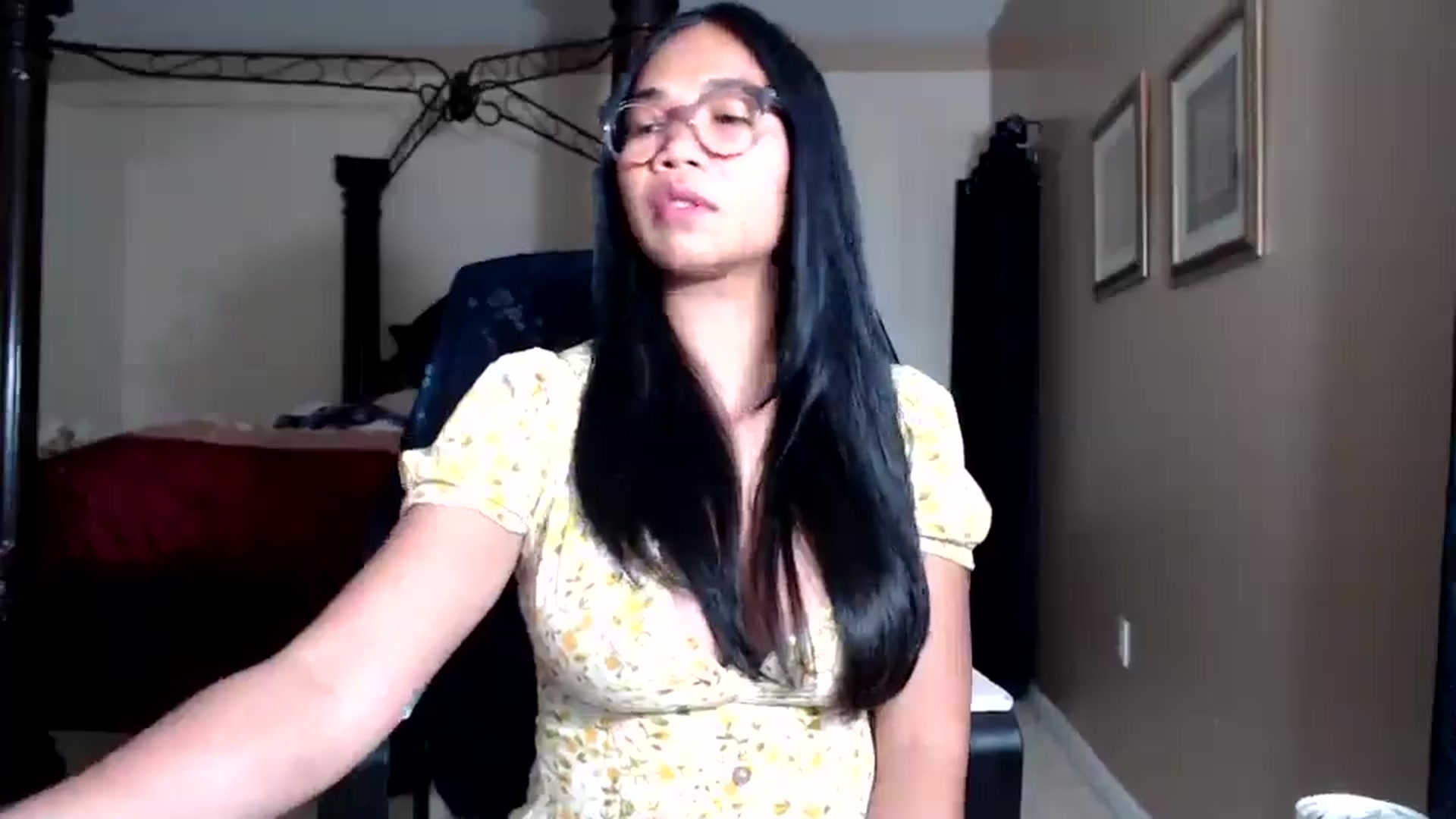 Gallery image thumbnail from Littlekai2030's myfreecams stream on, 03/20/2026, 02:59 image 6 of 20