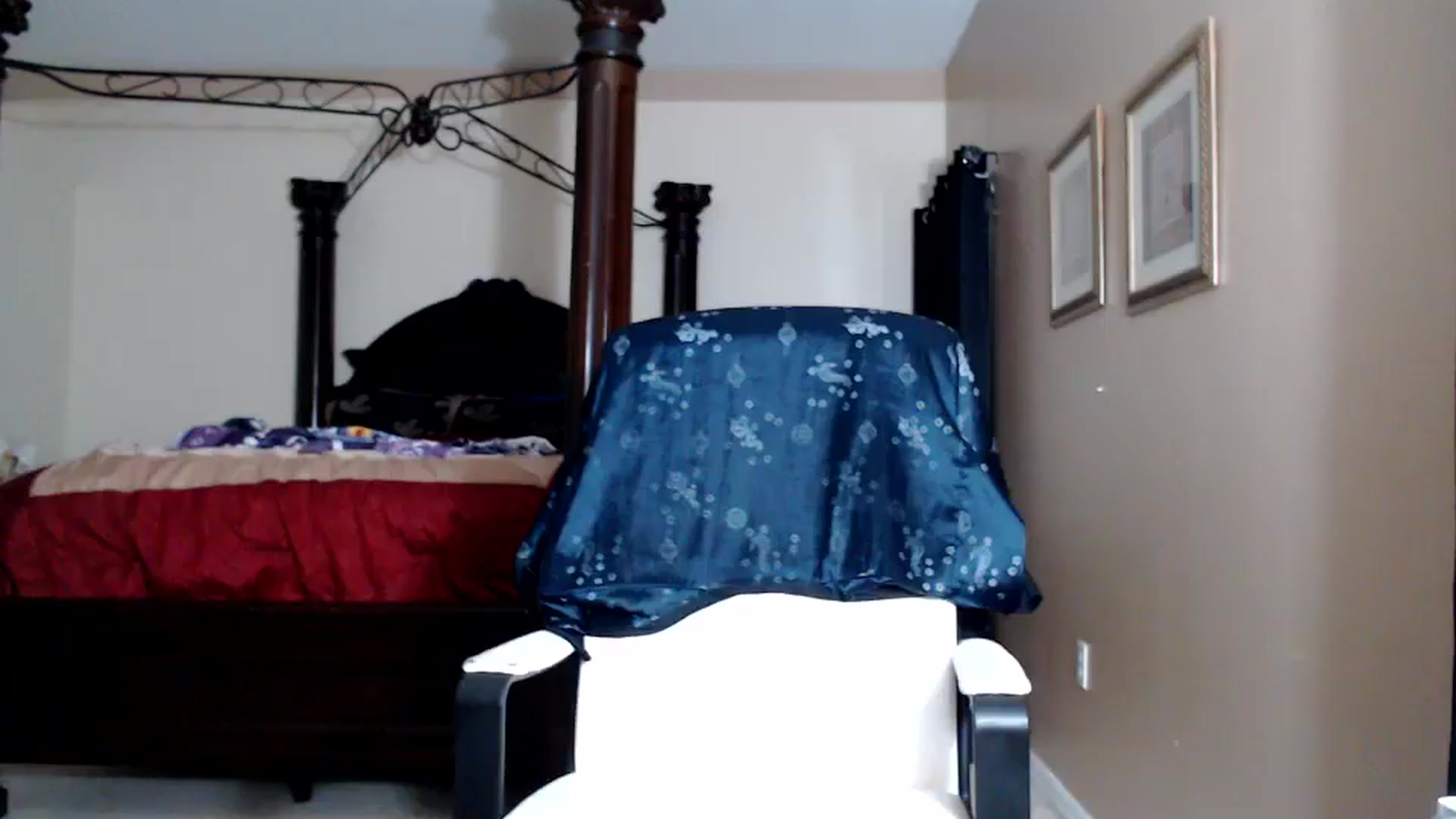 Gallery image thumbnail from Littlekai2030's myfreecams stream on, 03/26/2026, 03:06 image 12 of 20