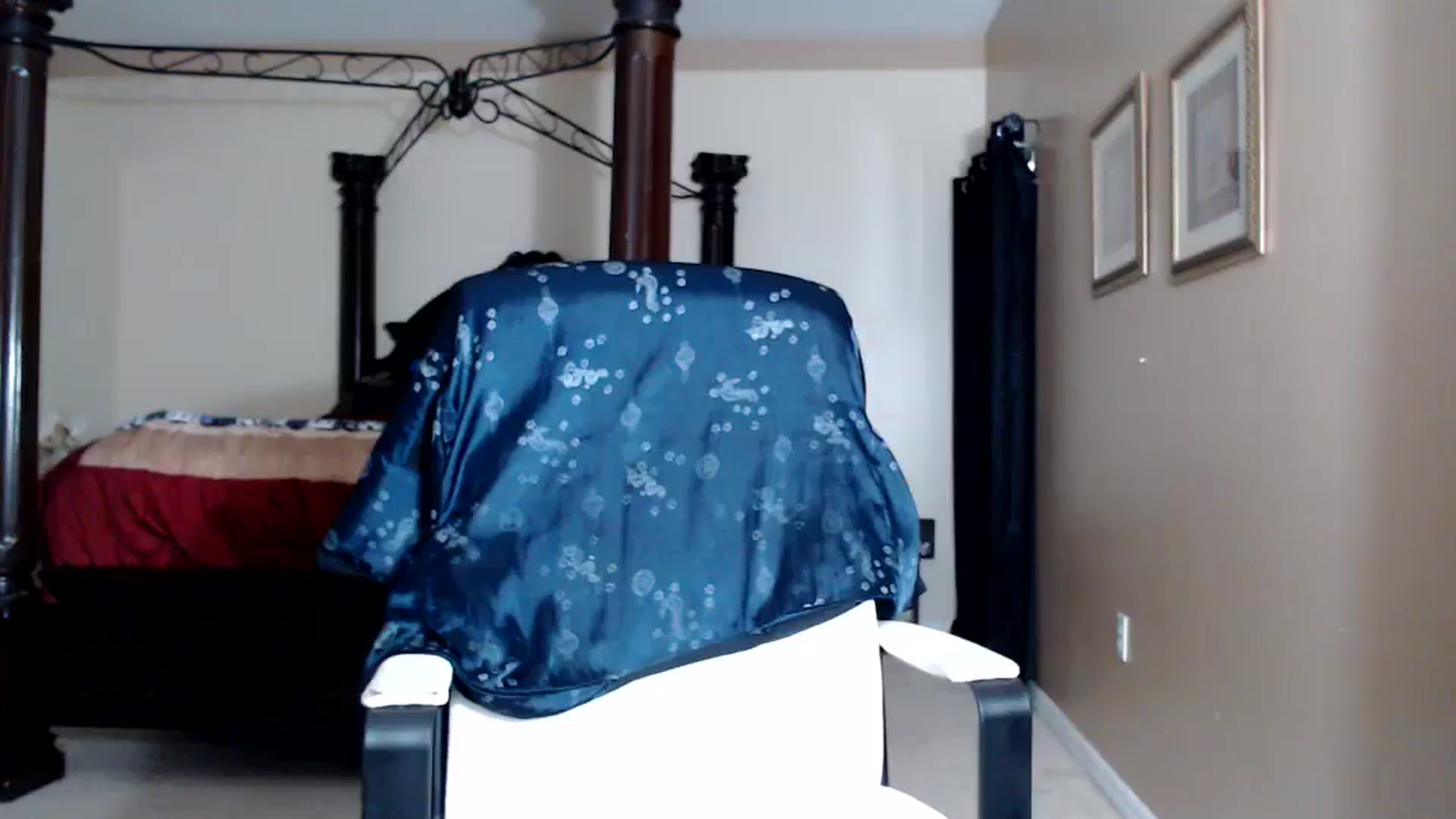 Gallery image thumbnail from Littlekai2030's myfreecams stream on, 03/29/2026, 02:05 image 1 of 20