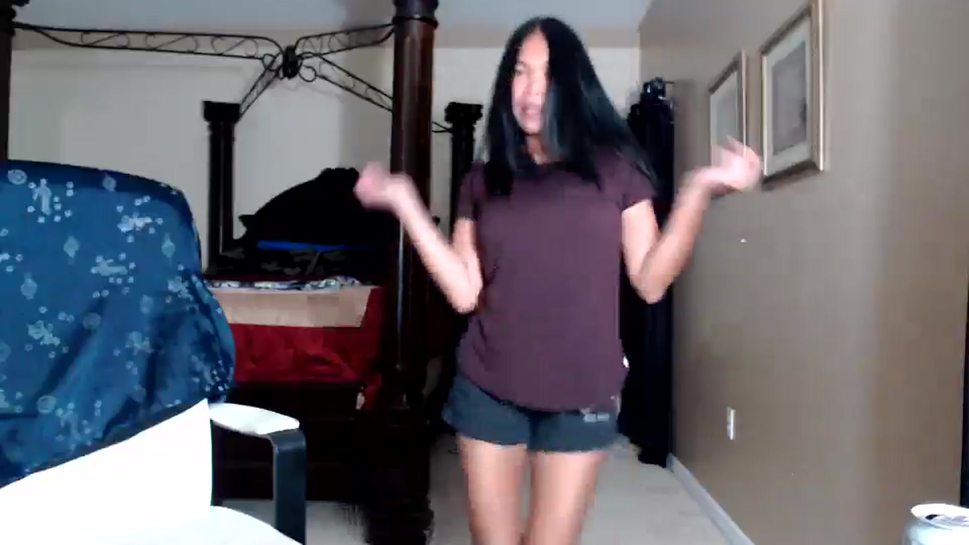 Gallery image thumbnail from Littlekai2030's myfreecams stream on, 03/29/2026, 02:05 image 15 of 20