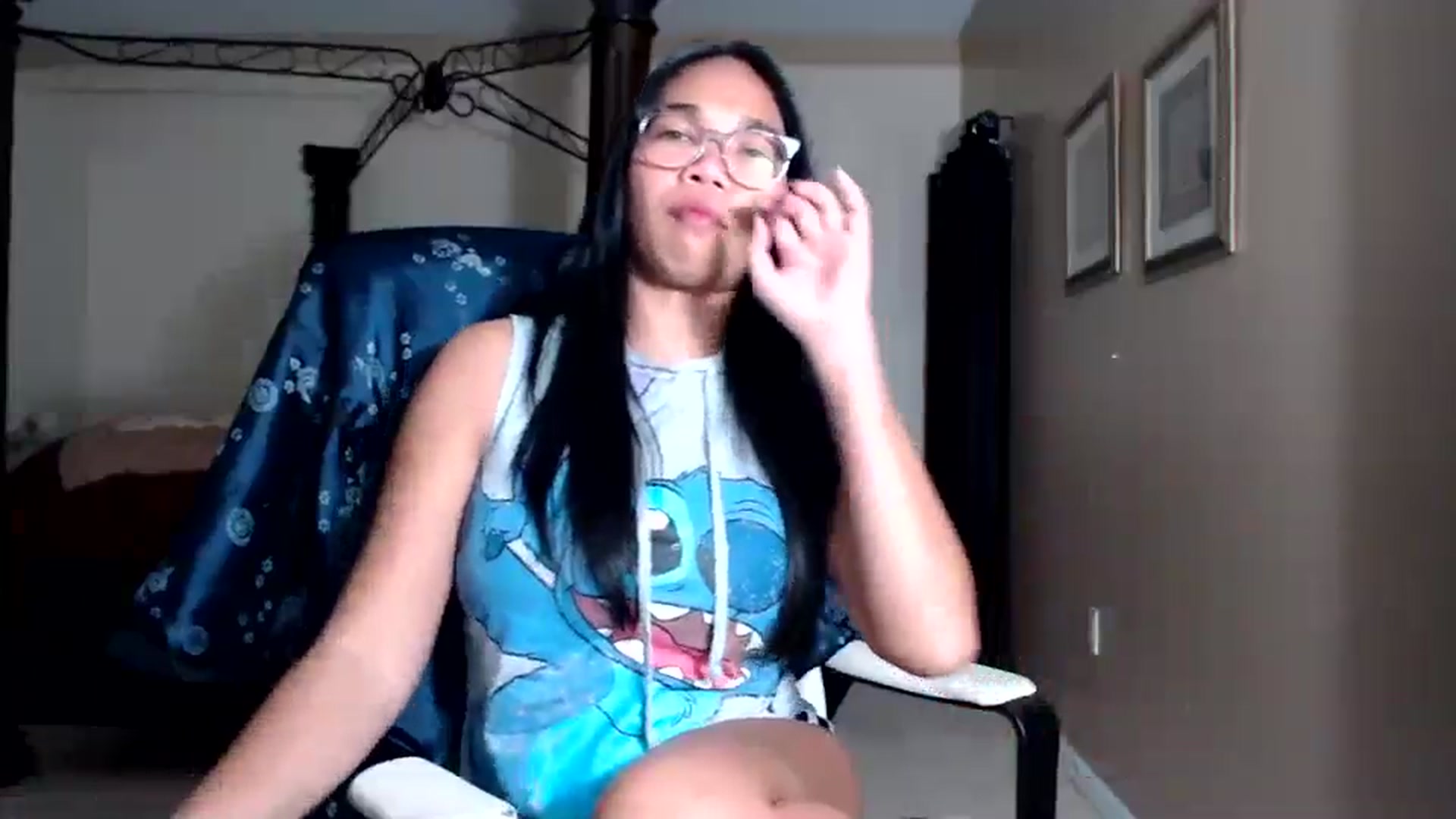 Gallery image thumbnail from Littlekai2030's myfreecams stream on, 03/30/2026, 01:46 image 12 of 20