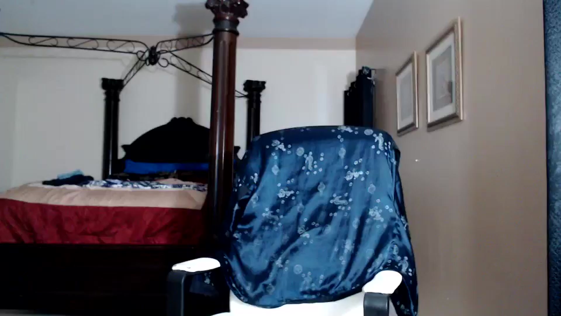 Gallery image thumbnail from Littlekai2030's myfreecams stream on, 03/31/2026, 03:31 image 8 of 20