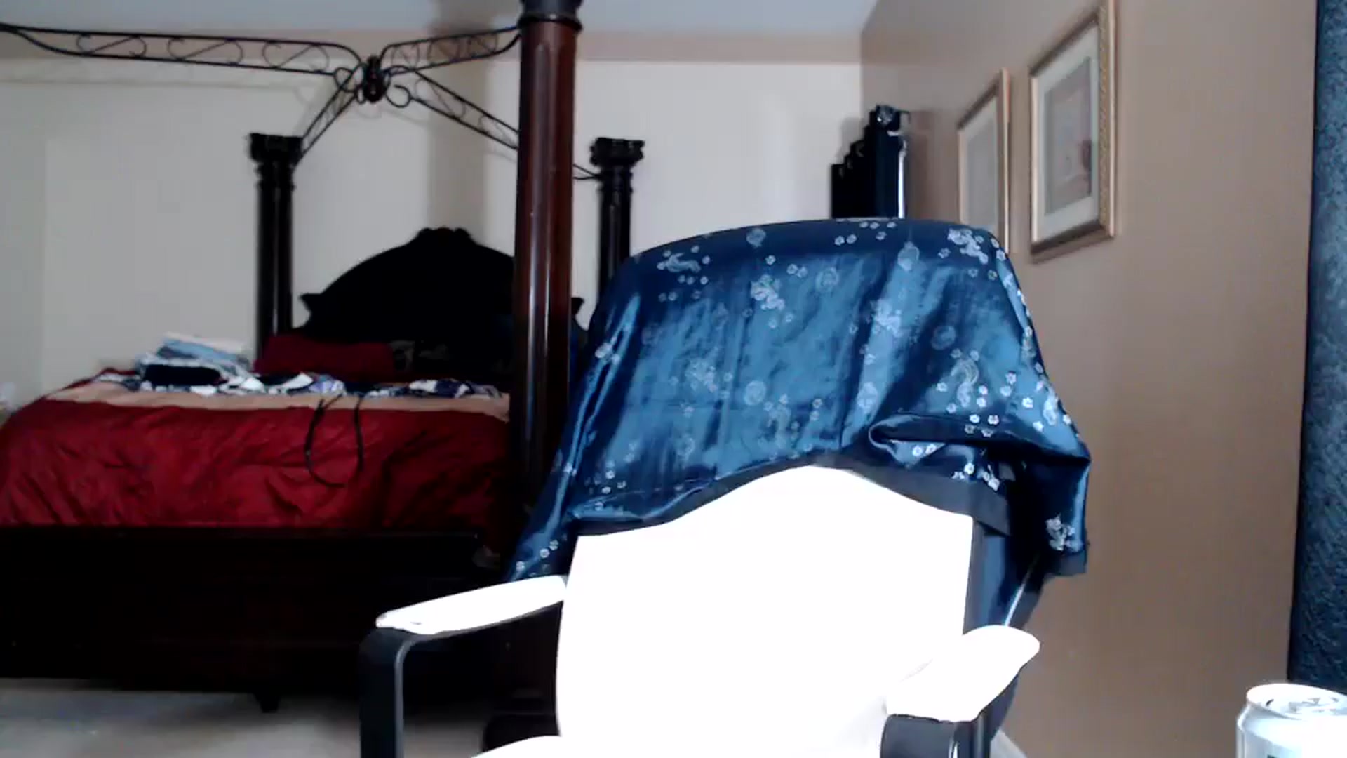 Gallery image thumbnail from Littlekai2030's myfreecams stream on, 04/04/2026, 24:00 image 17 of 20