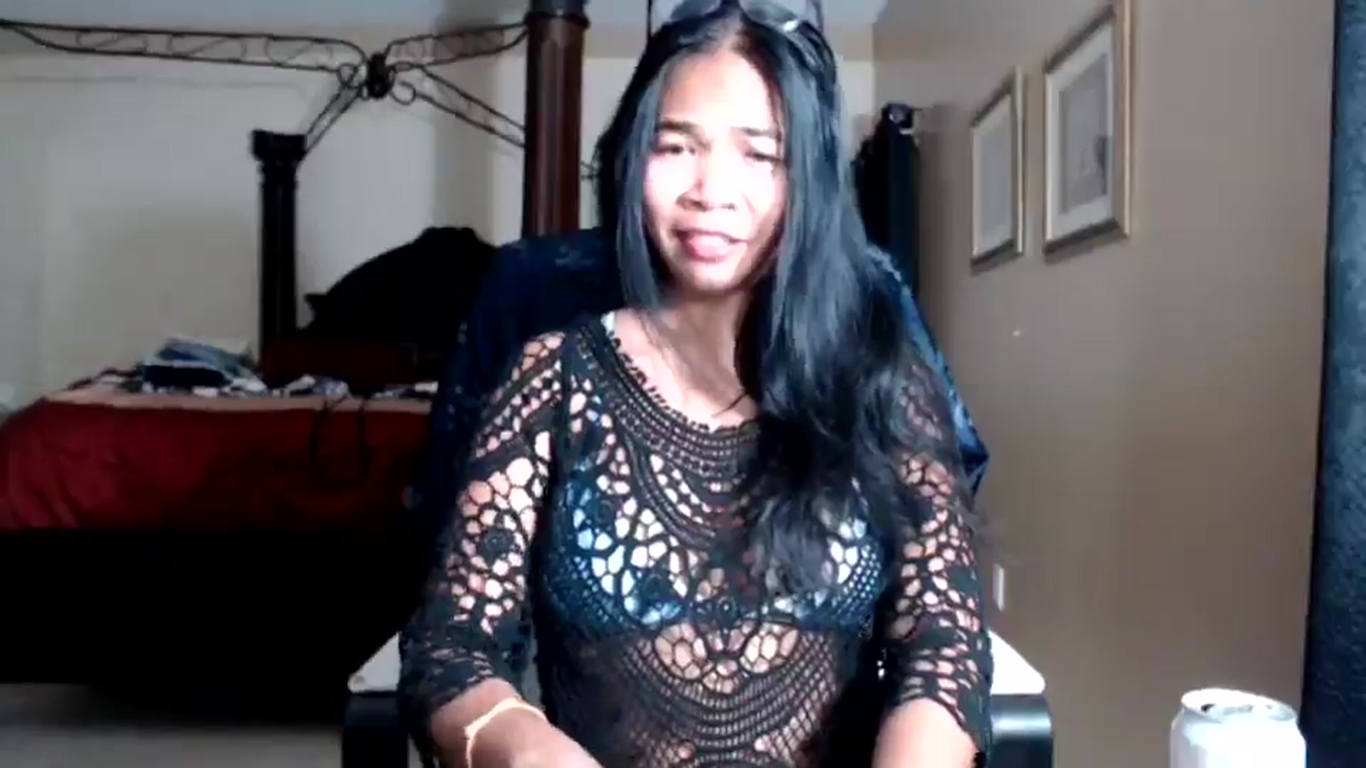 Gallery image thumbnail from Littlekai2030's myfreecams stream on, 04/04/2026, 02:34 image 13 of 20