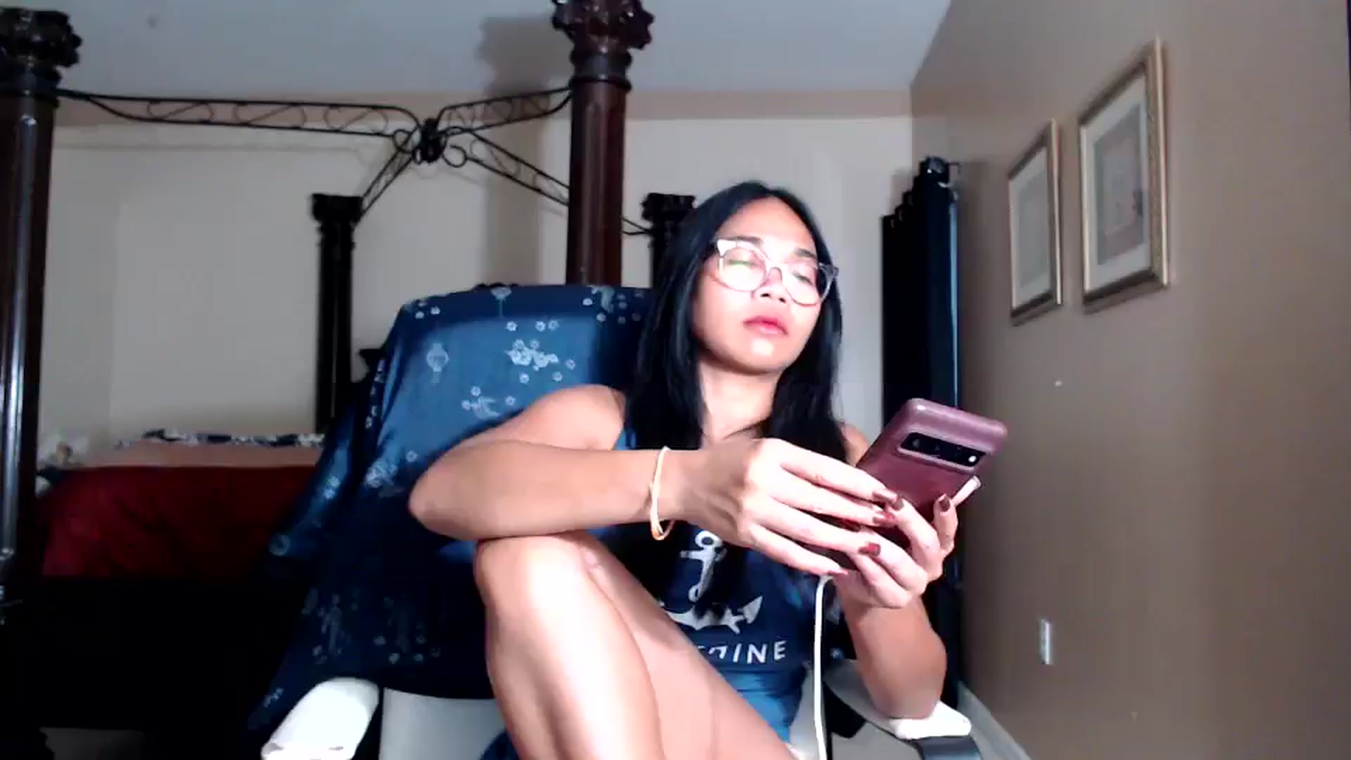 Gallery image thumbnail from Littlekai2030's myfreecams stream on, 04/08/2026, 24:00 image 11 of 20