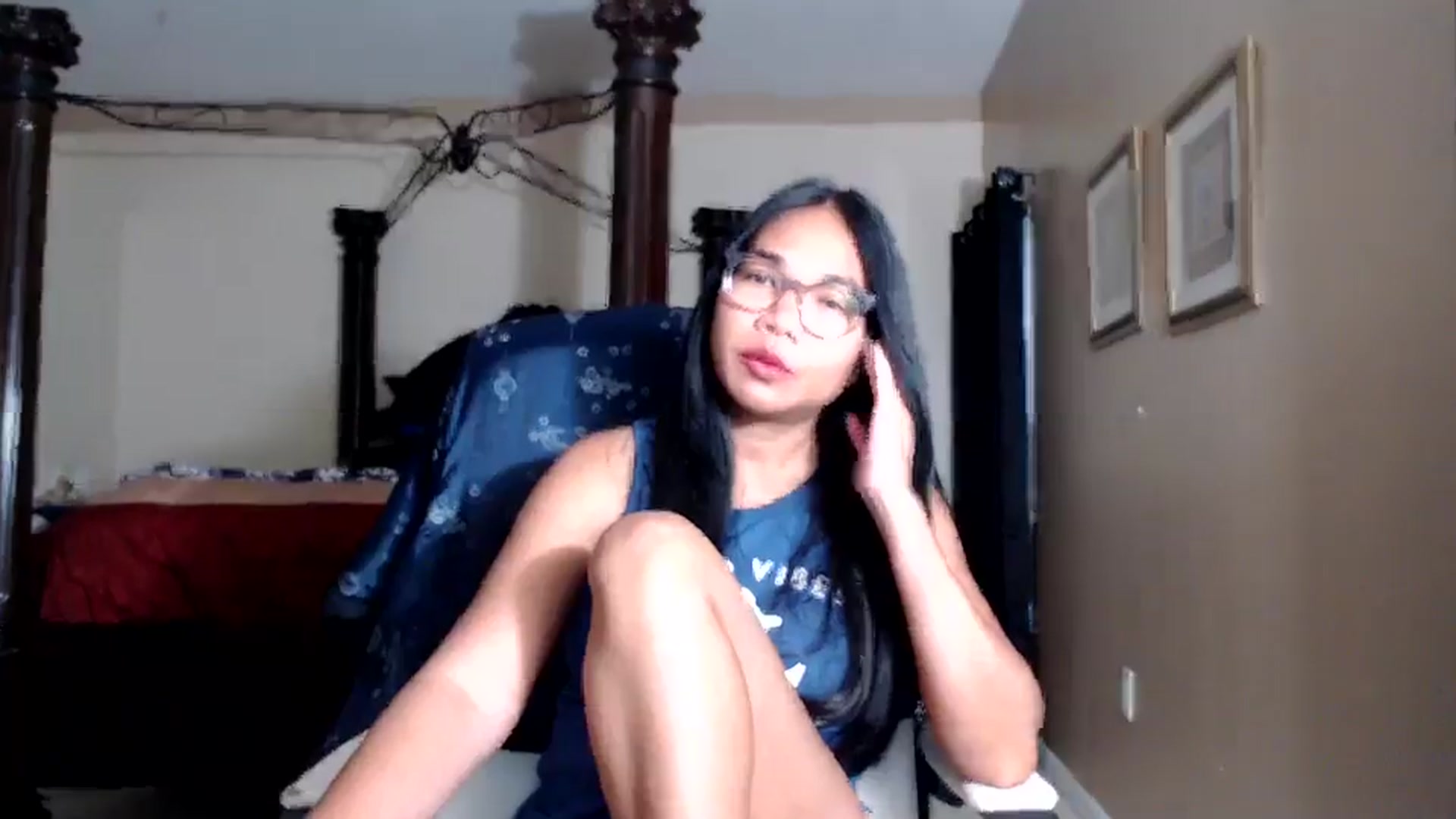 Gallery image thumbnail from Littlekai2030's myfreecams stream on, 04/08/2026, 24:00 image 3 of 20