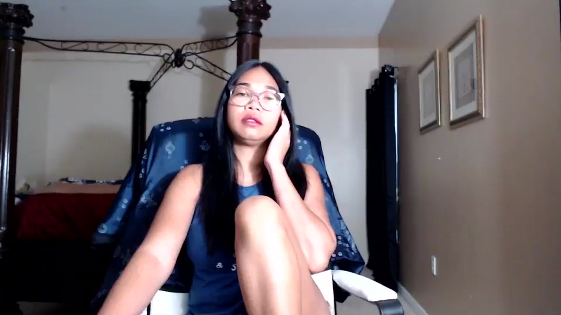 Gallery image thumbnail from Littlekai2030's myfreecams stream on, 04/08/2026, 24:00 image 2 of 20