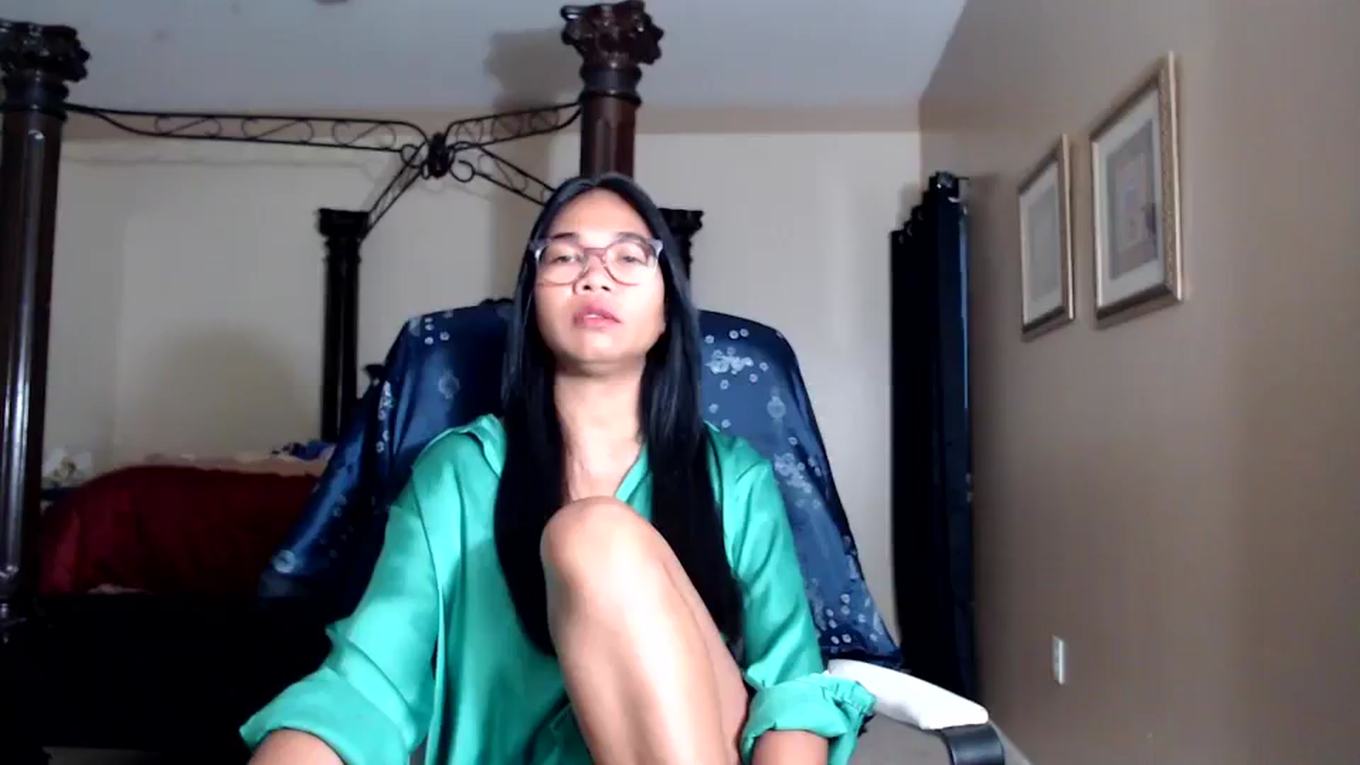Gallery image thumbnail from Littlekai2030's myfreecams stream on, 04/09/2026, 24:00 image 2 of 20