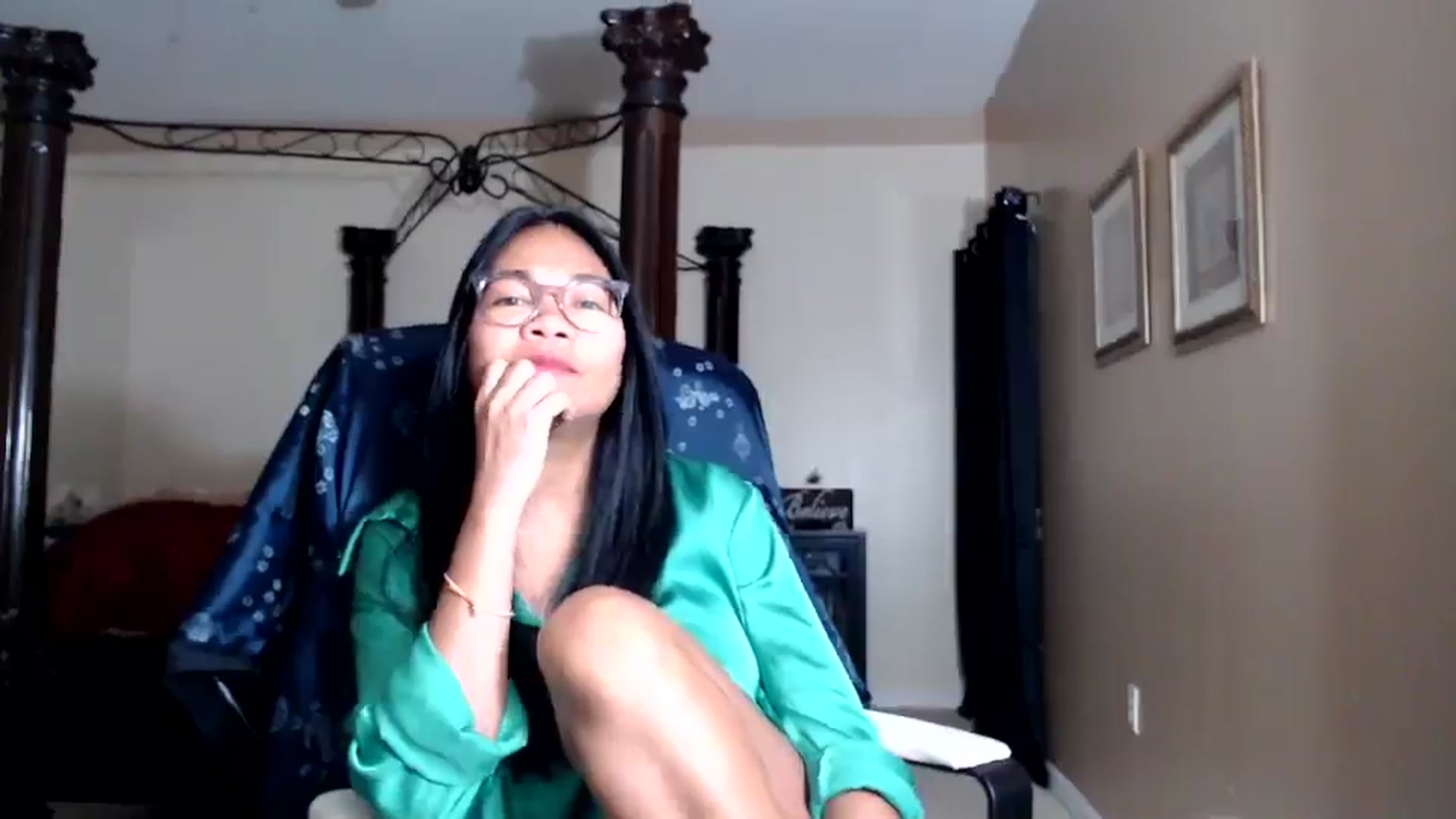 Gallery image thumbnail from Littlekai2030's myfreecams stream on, 04/09/2026, 24:00 image 20 of 20