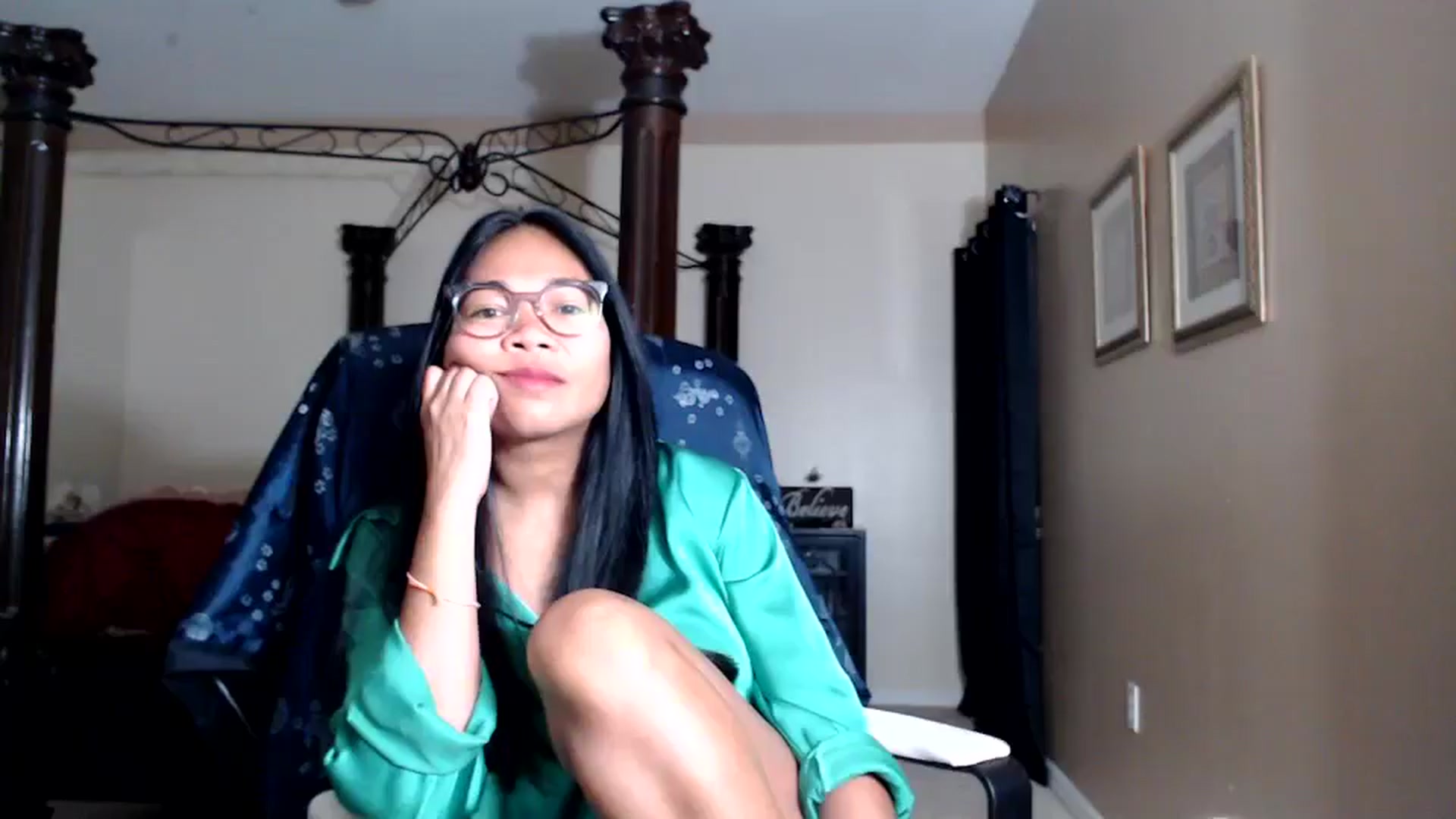 Gallery image thumbnail from Littlekai2030's myfreecams stream on, 04/09/2026, 24:00 image 18 of 20