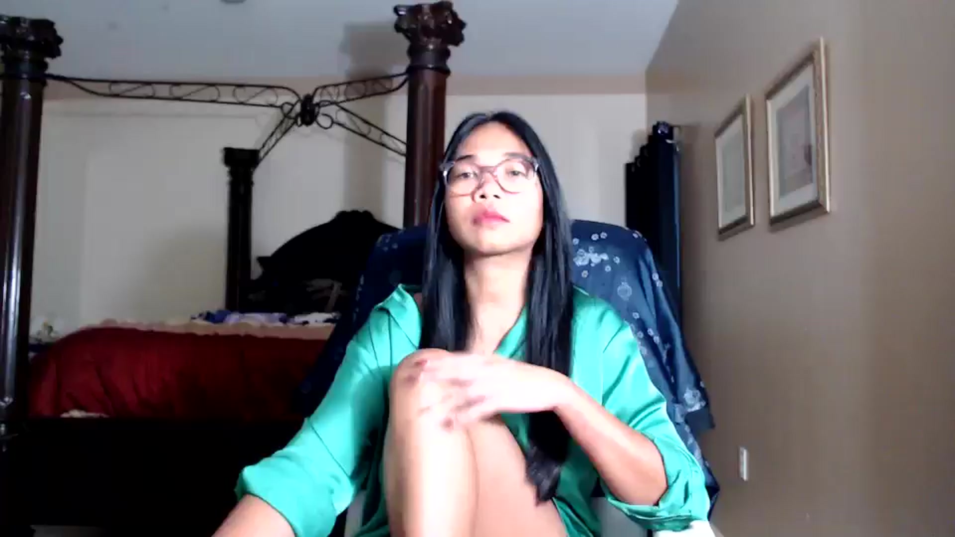 Gallery image thumbnail from Littlekai2030's myfreecams stream on, 04/09/2026, 24:00 image 6 of 20