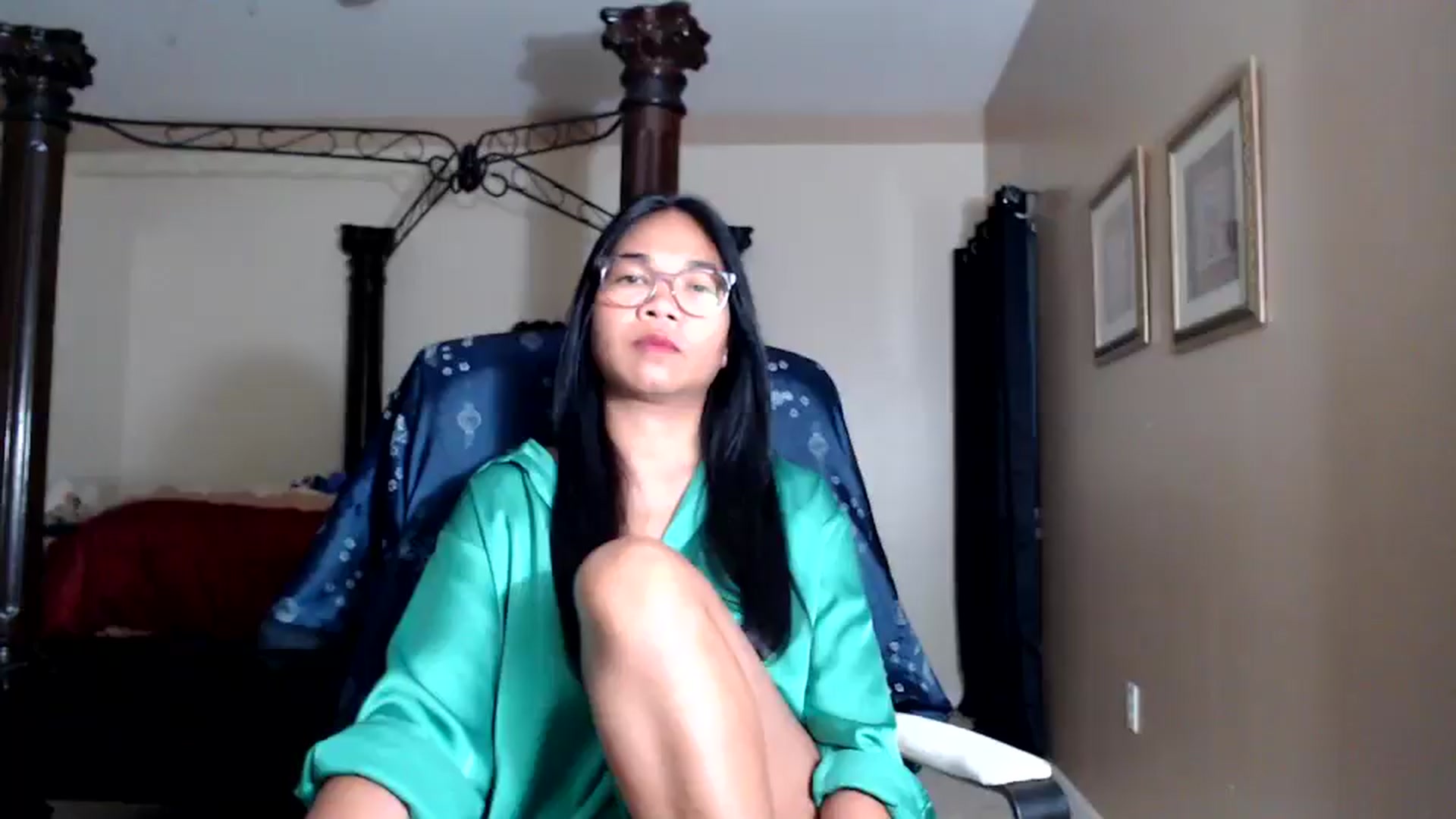Gallery image thumbnail from Littlekai2030's myfreecams stream on, 04/09/2026, 24:00 image 10 of 20