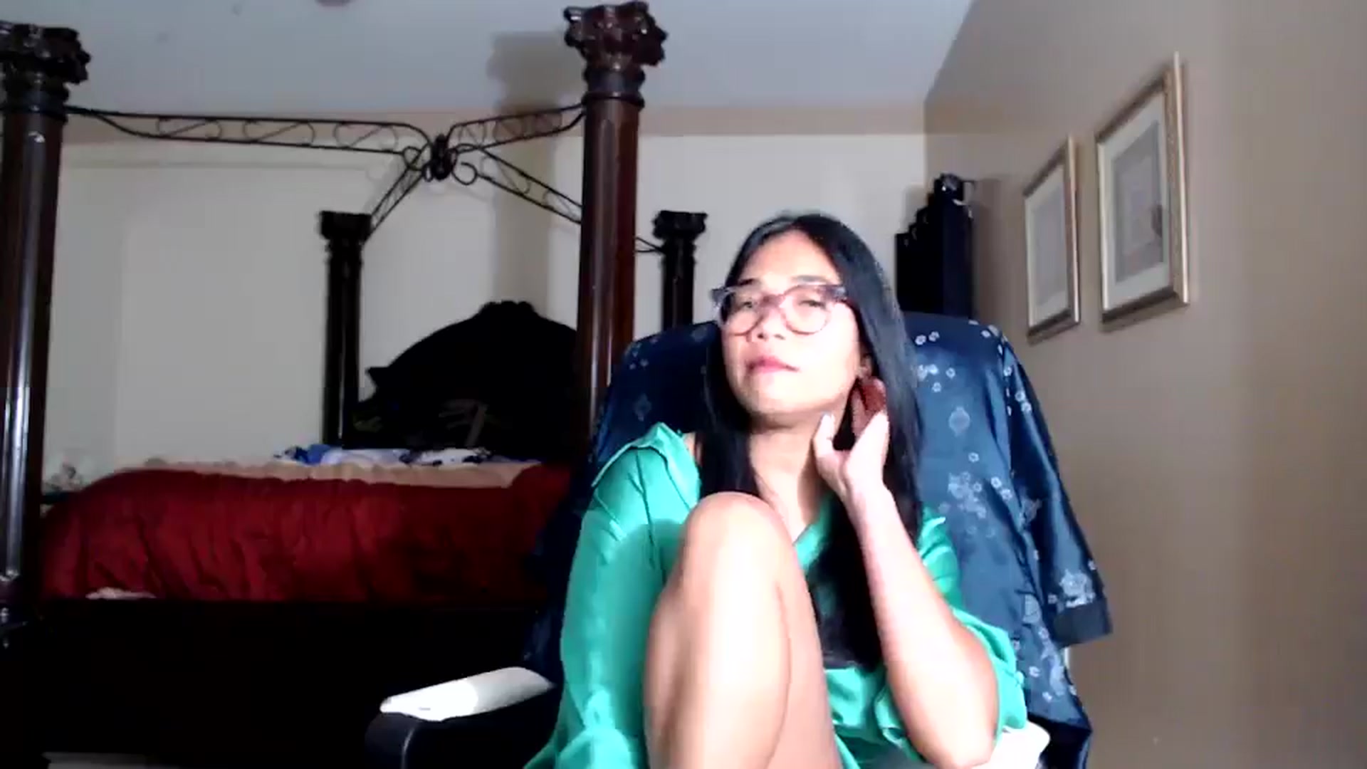 Gallery image thumbnail from Littlekai2030's myfreecams stream on, 04/09/2026, 02:26 image 6 of 20