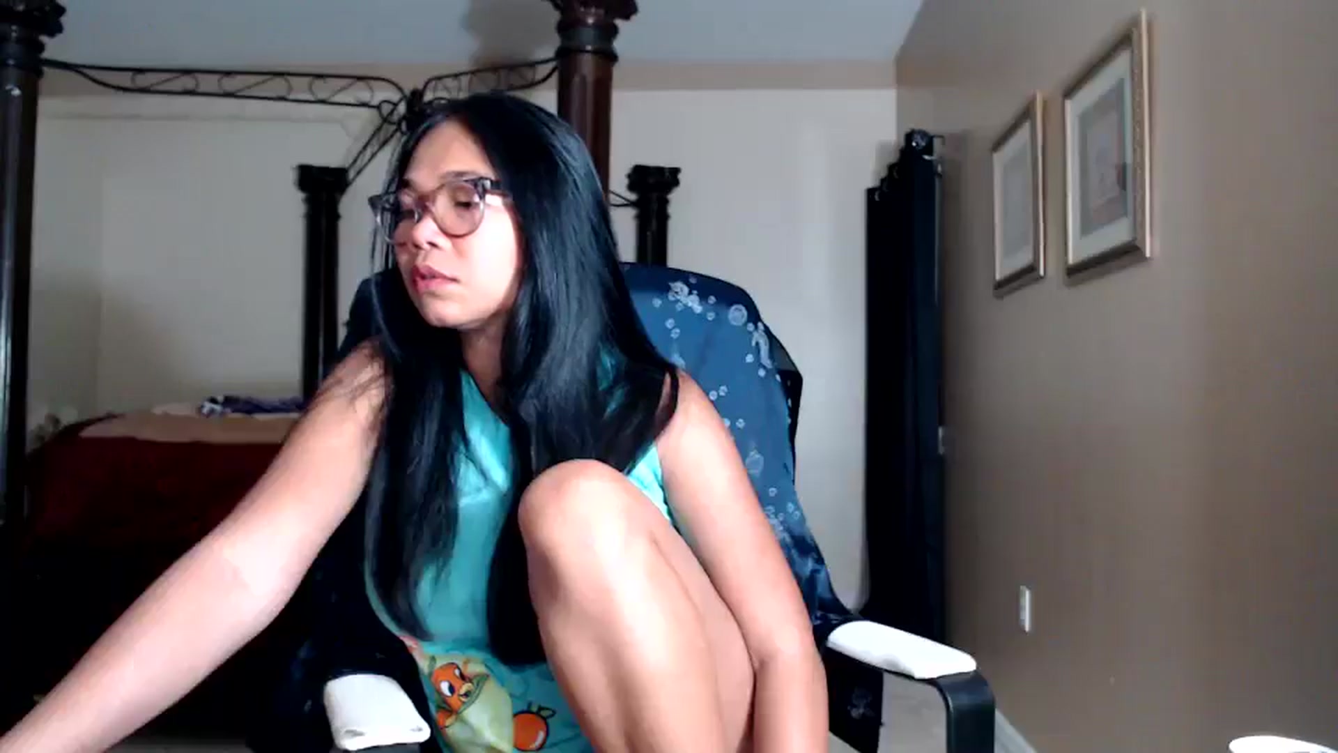 Gallery image thumbnail from Littlekai2030's myfreecams stream on, 04/10/2026, 03:29 image 9 of 20