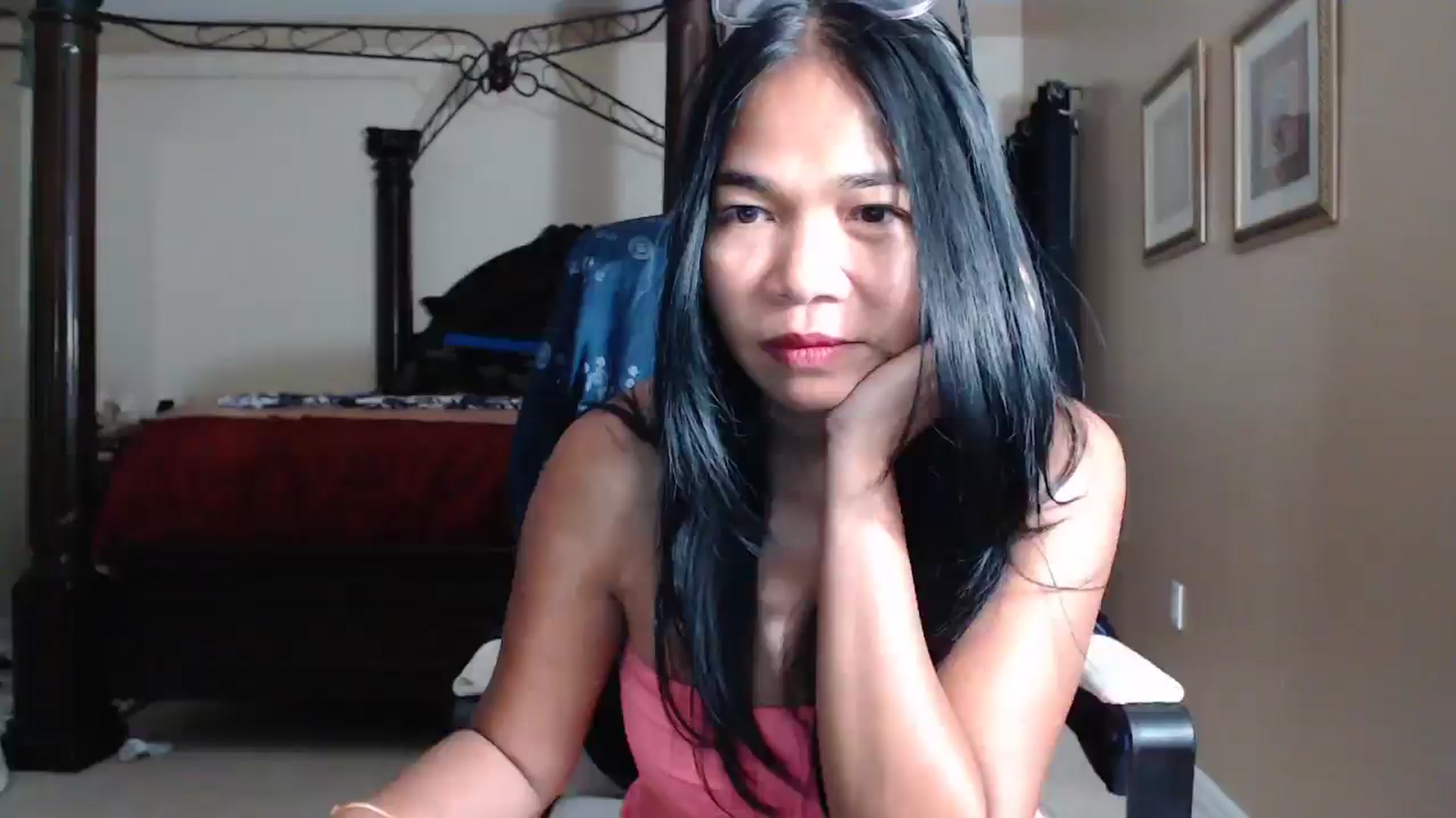 Gallery image thumbnail from Littlekai2030's myfreecams stream on, 04/12/2026, 04:08 image 3 of 20
