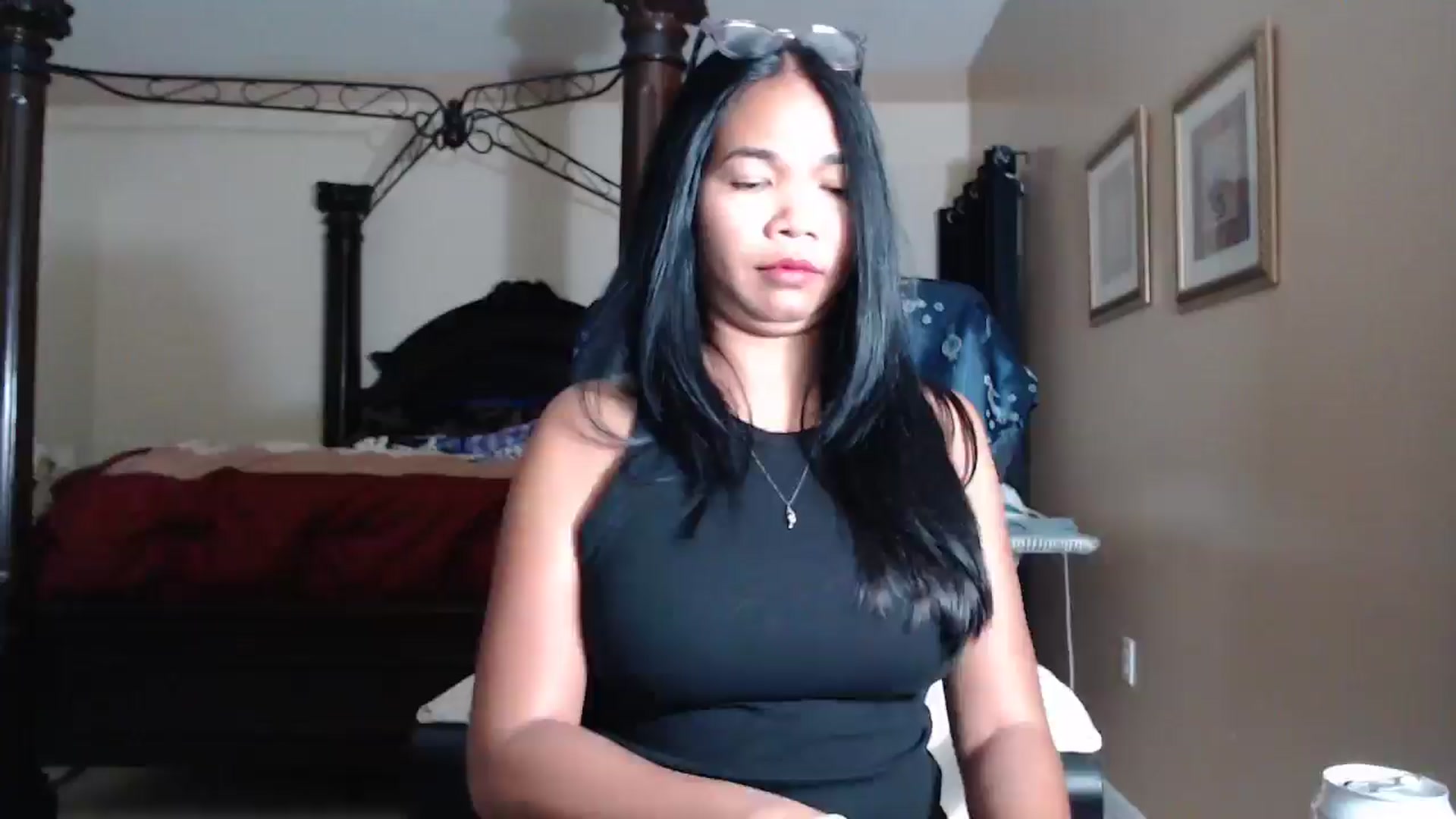 Gallery image thumbnail from Littlekai2030's myfreecams stream on, 04/13/2026, 03:37 image 9 of 20