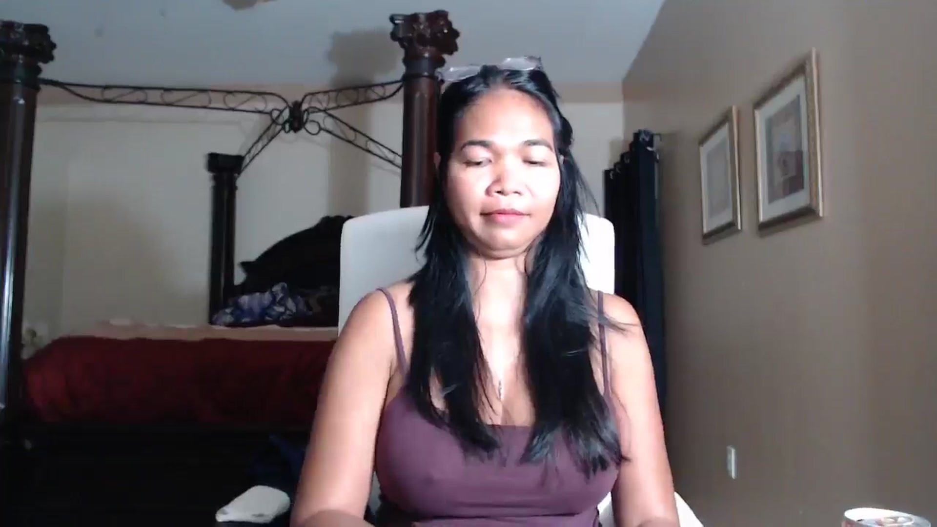 Gallery image thumbnail from Littlekai2030's myfreecams stream on, 04/14/2026, 04:22 image 17 of 20