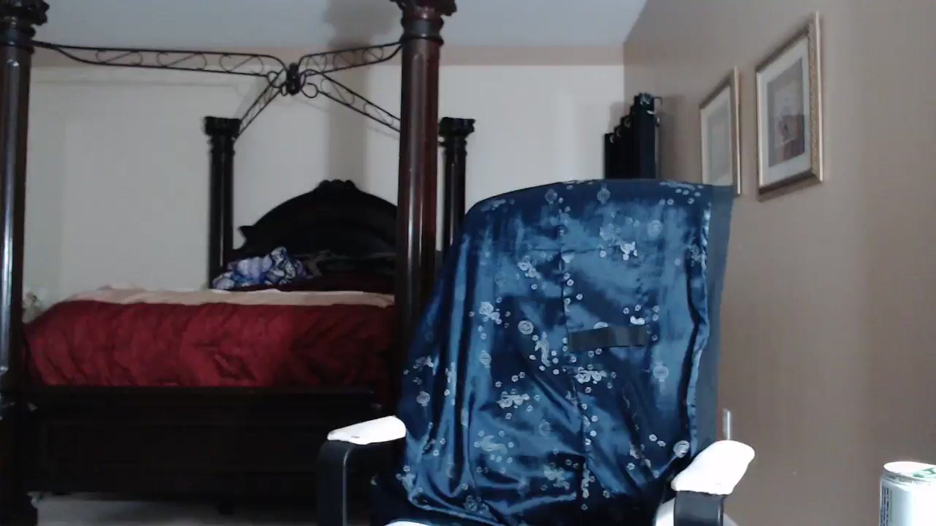 Gallery image thumbnail from Littlekai2030's myfreecams stream on, 04/14/2026, 04:22 image 2 of 20