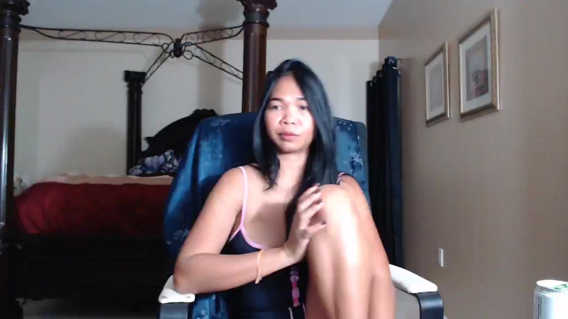 Gallery image thumbnail from Littlekai2030's myfreecams stream on, 04/14/2026, 04:22 image 1 of 20