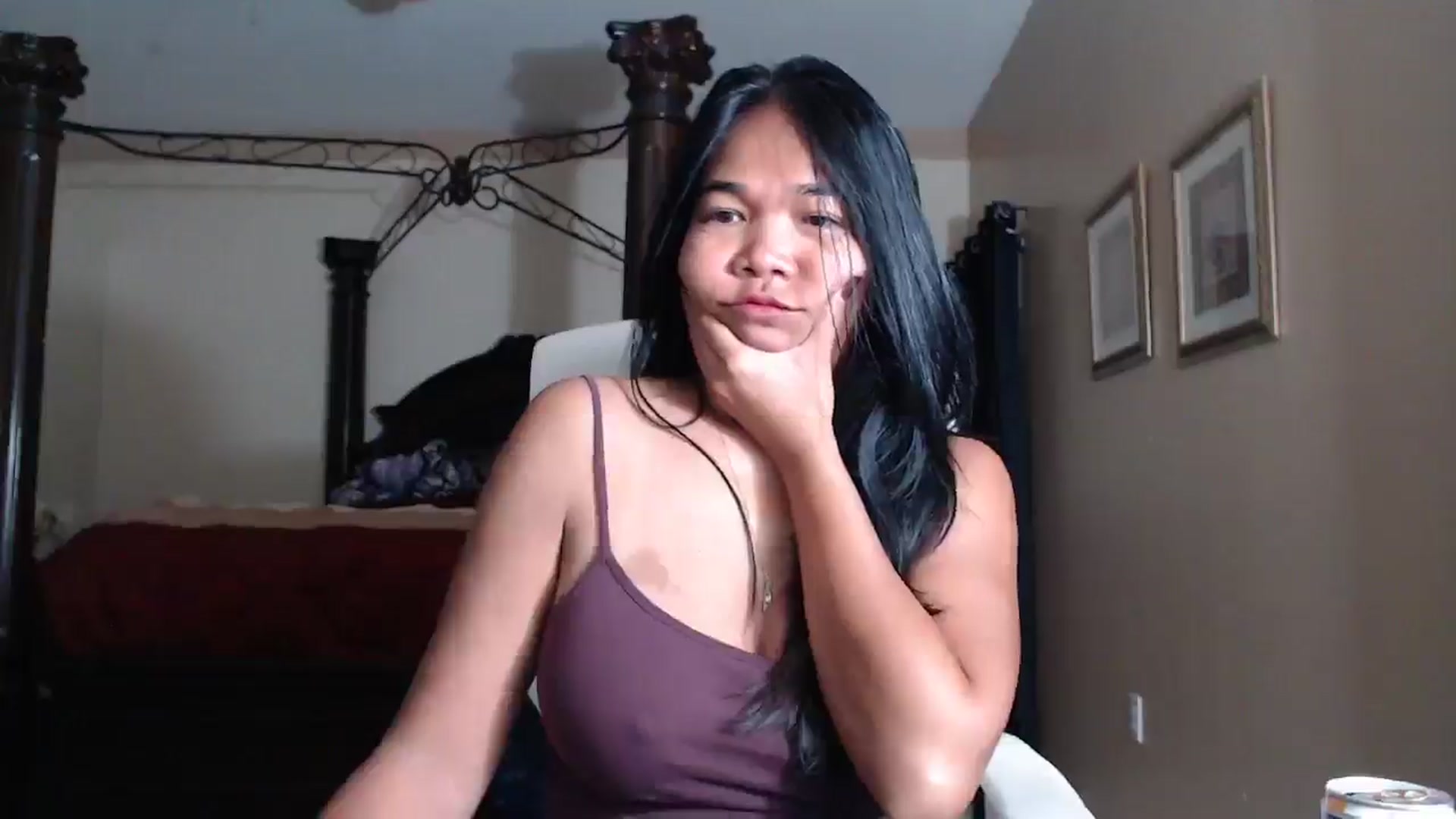 Gallery image thumbnail from Littlekai2030's myfreecams stream on, 04/14/2026, 04:22 image 18 of 20